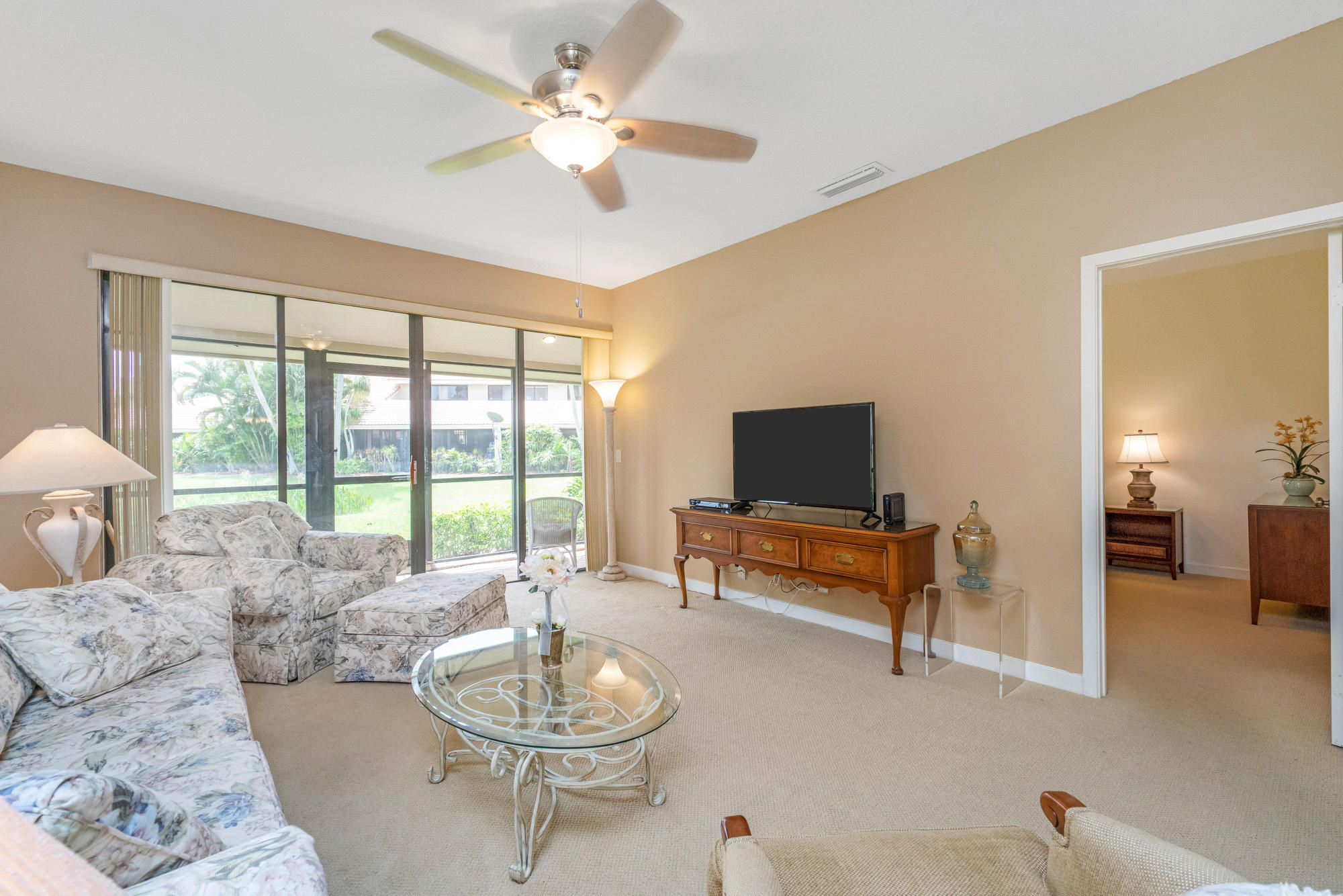 135 Old Meadow Way Property Photo 4