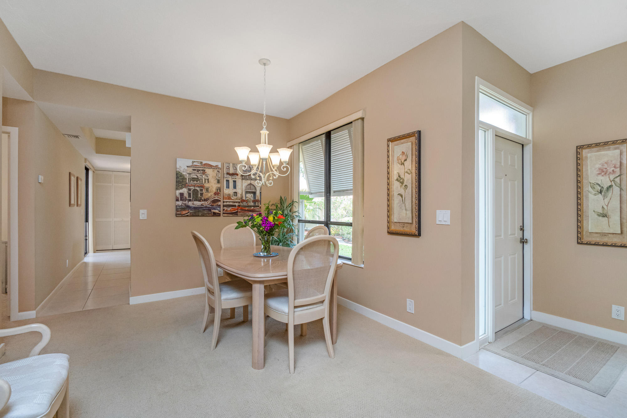 135 Old Meadow Way Property Photo 7