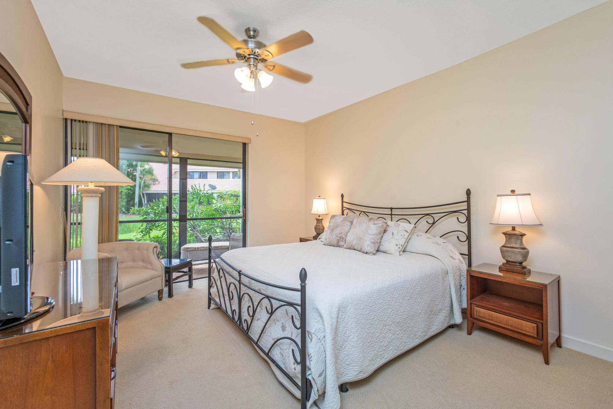 135 Old Meadow Way Property Photo 11