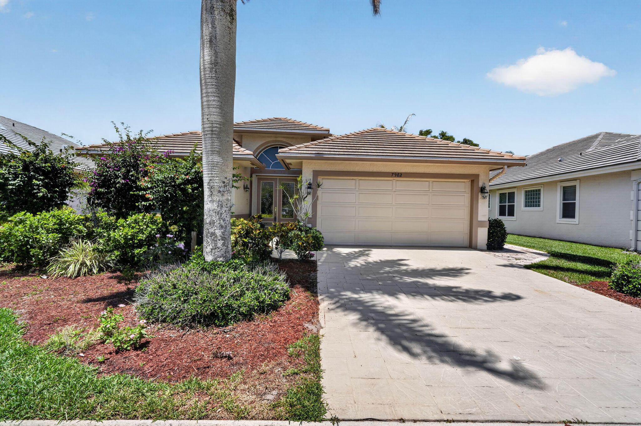 7982 Se Hempstead Circle Property Photo 1