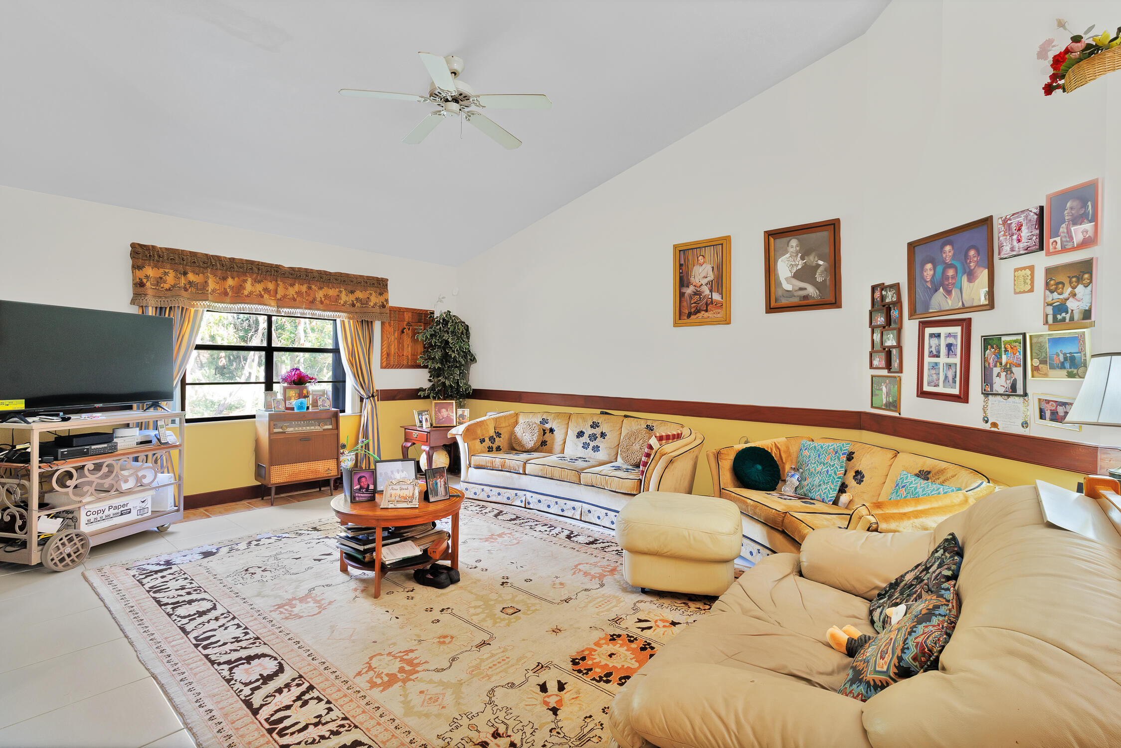 6930 41st Street Property Photo 7