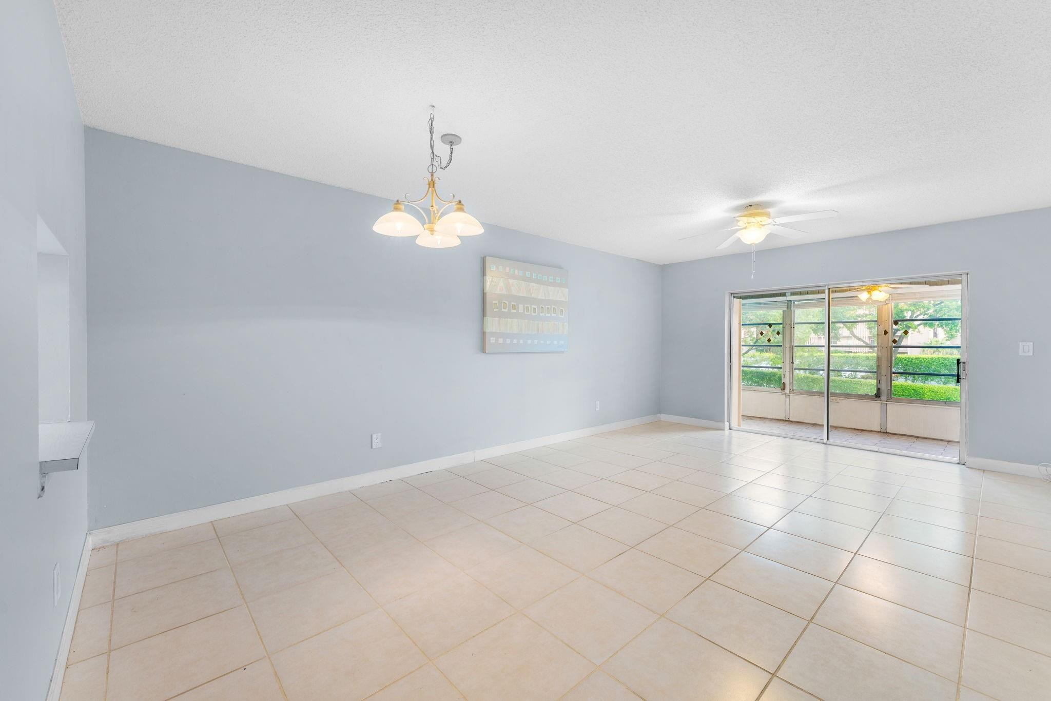 7360 Nw 1st Street 206 Property Photo 4