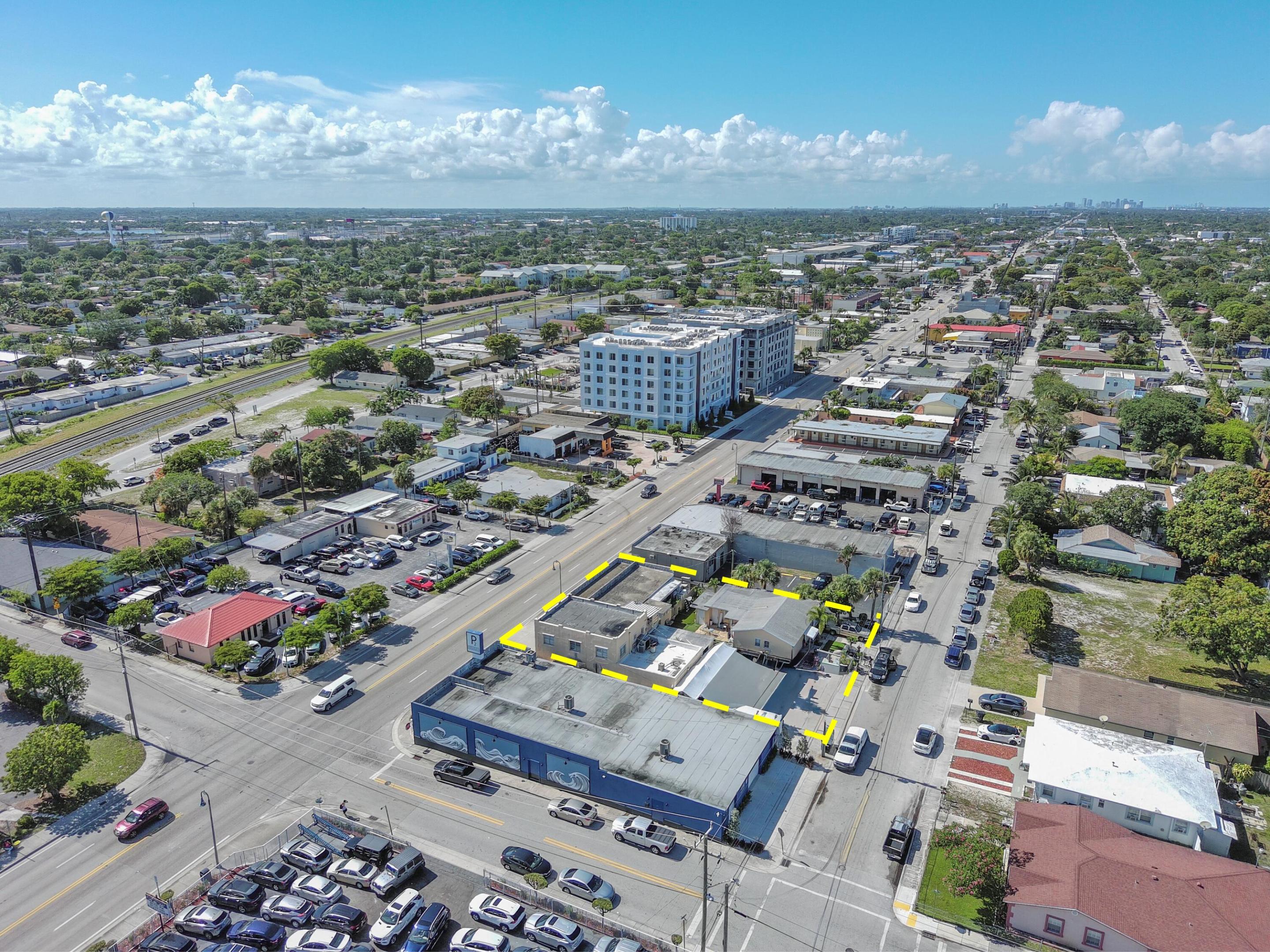922 & 928 S Dixie Highway Property Photo 1