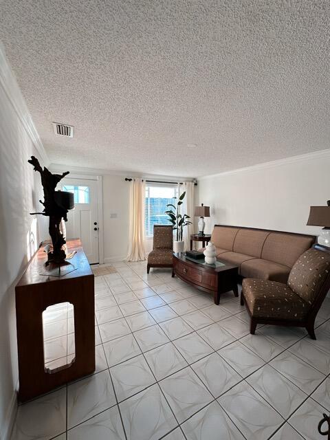 10079 Yeoman Lane Property Photo 9