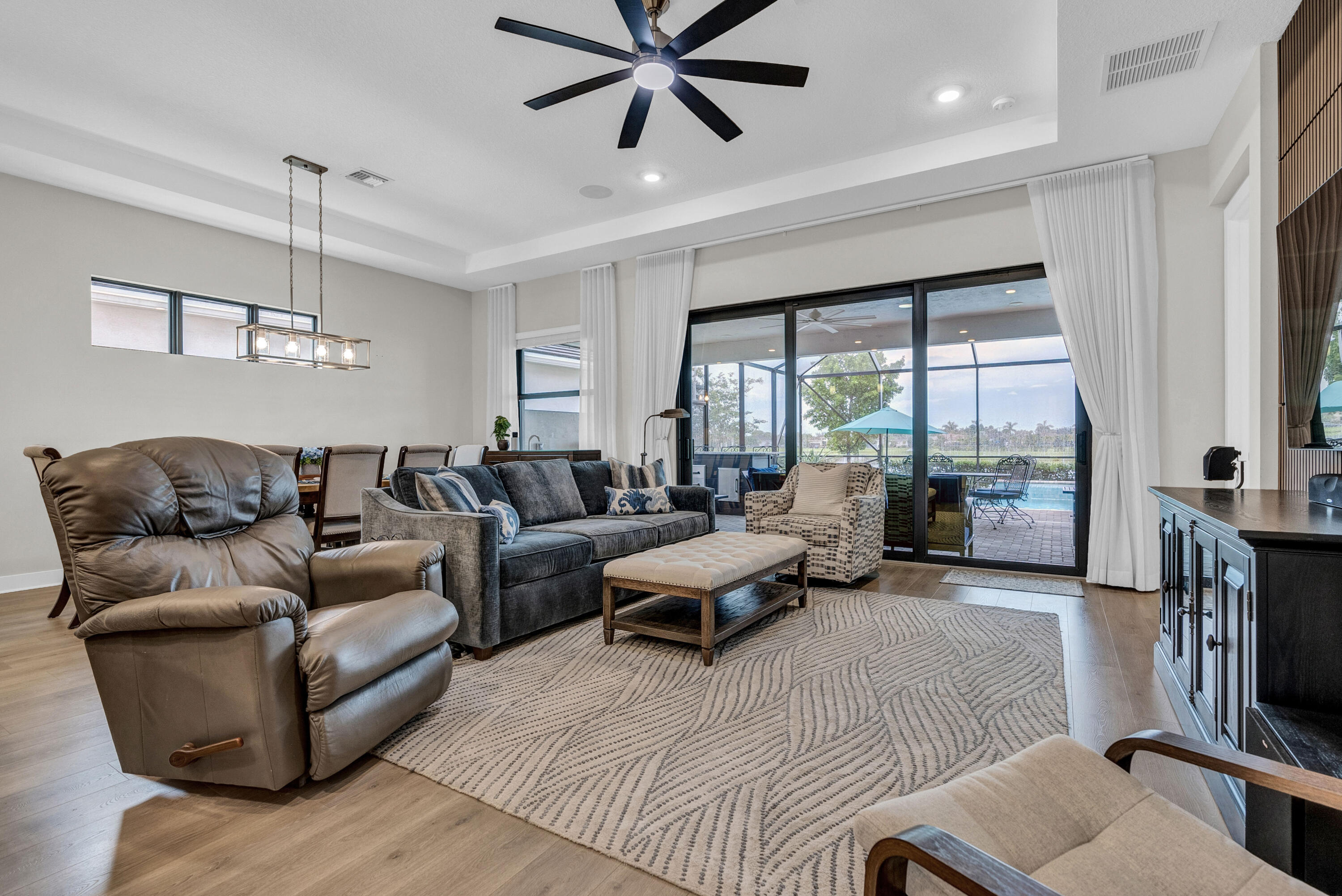 15829 Key Biscayne Lane Property Photo 9