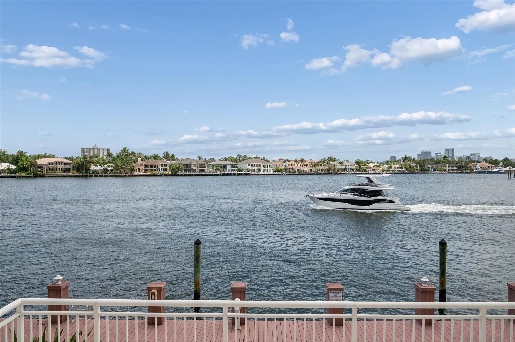 511 Bayshore Drive 206 Property Photo 1