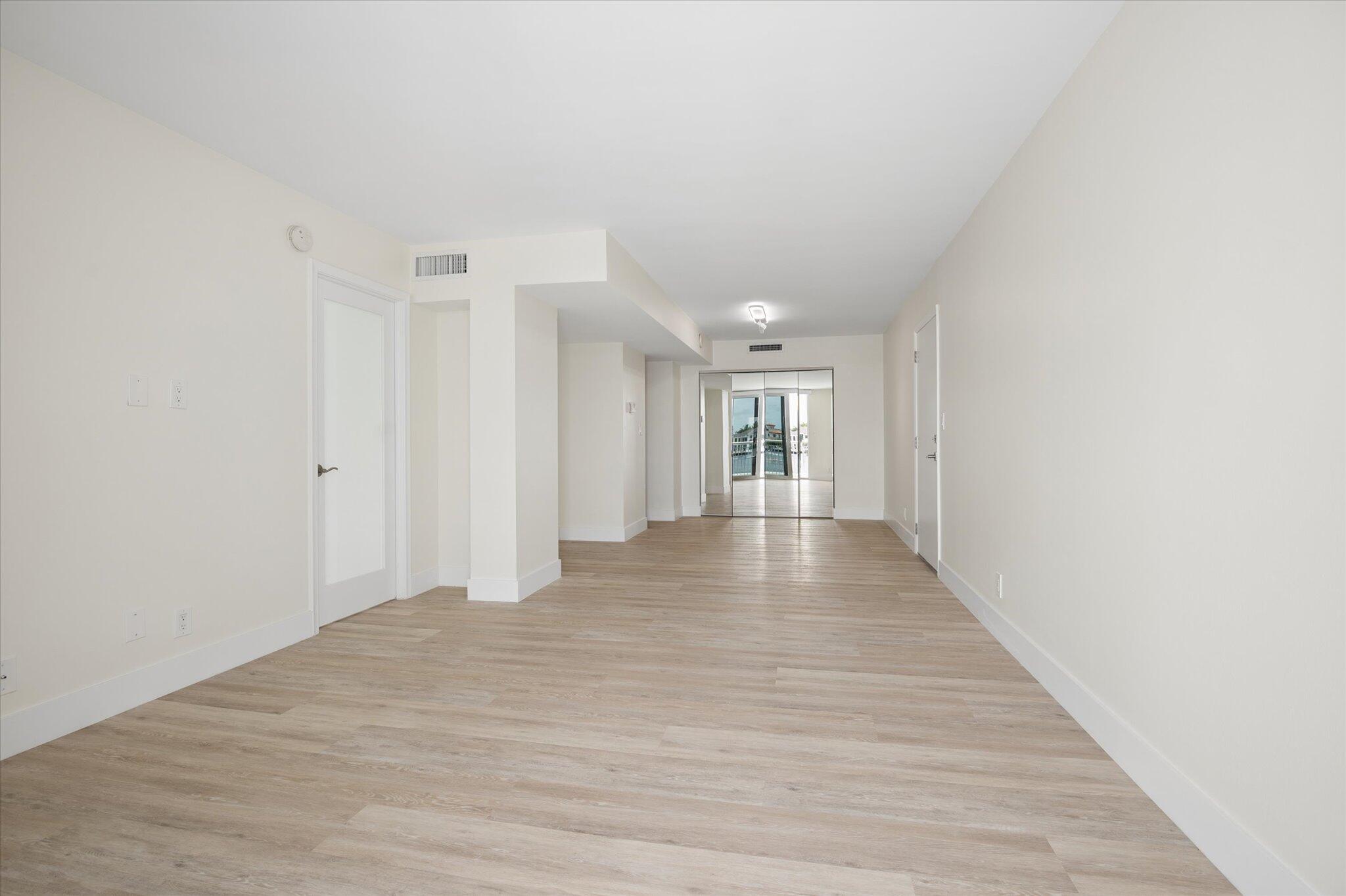 511 Bayshore Drive 206 Property Photo 7