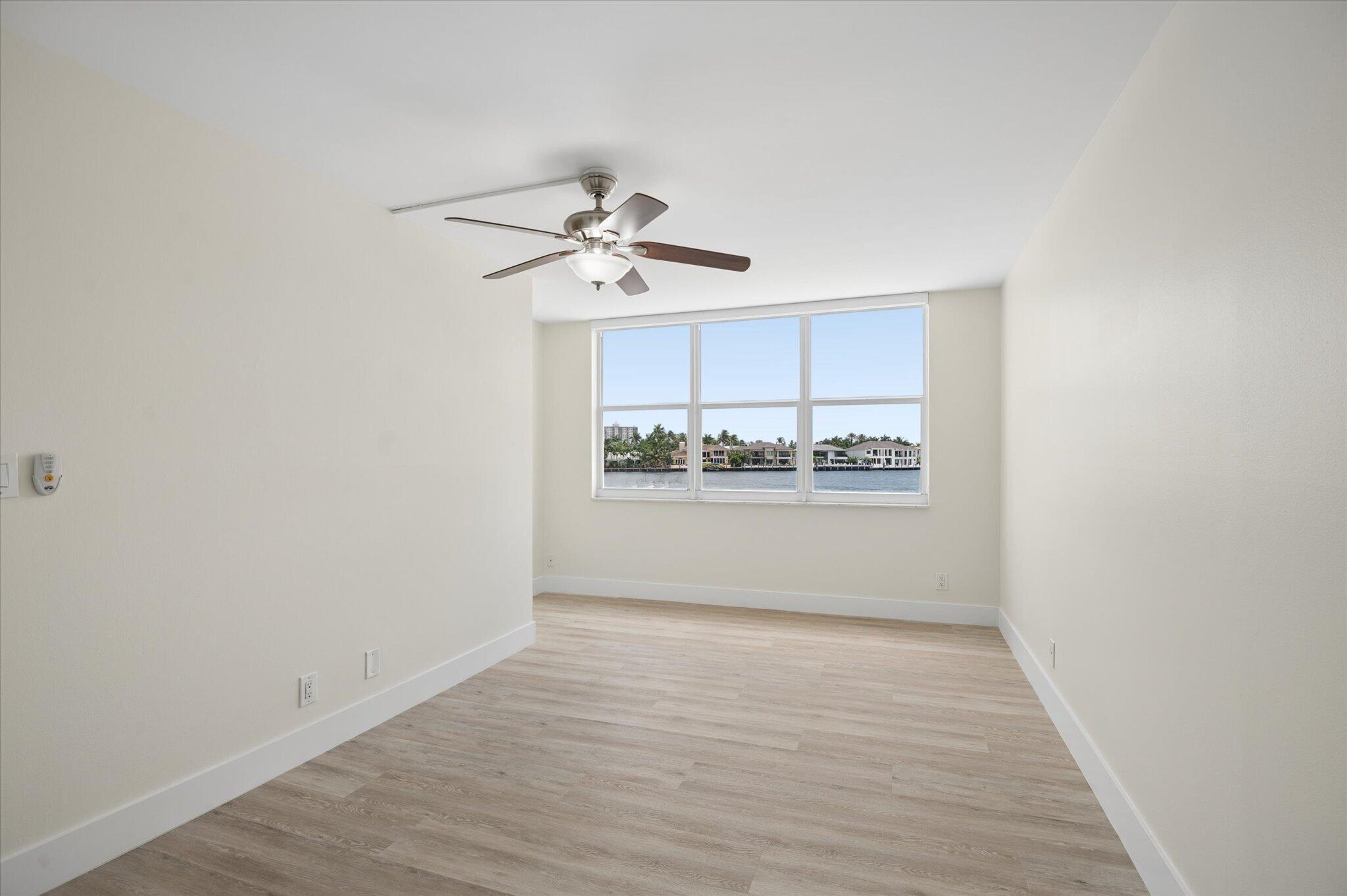 511 Bayshore Drive 206 Property Photo 9