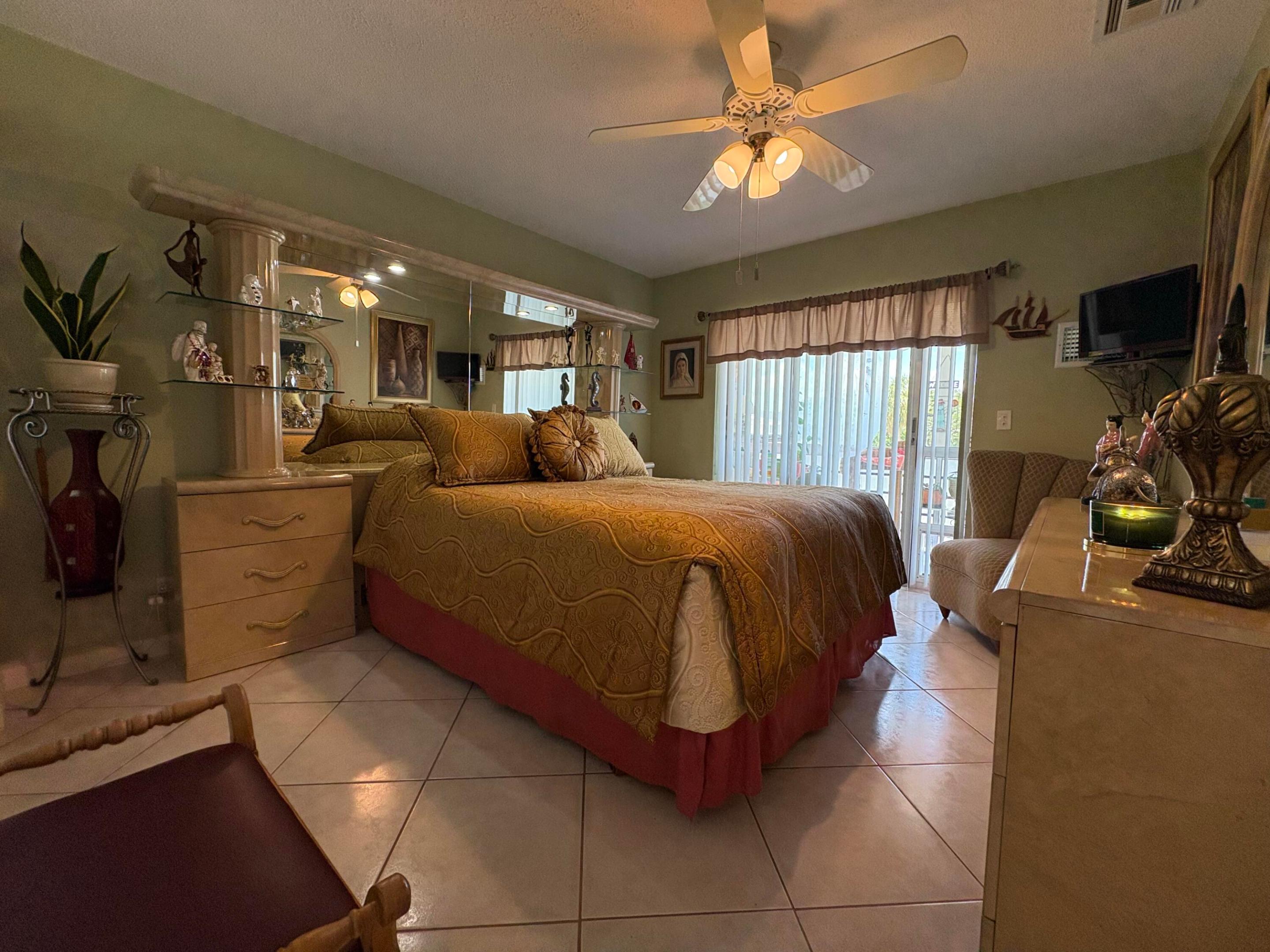 175 Bedford G Property Photo 16