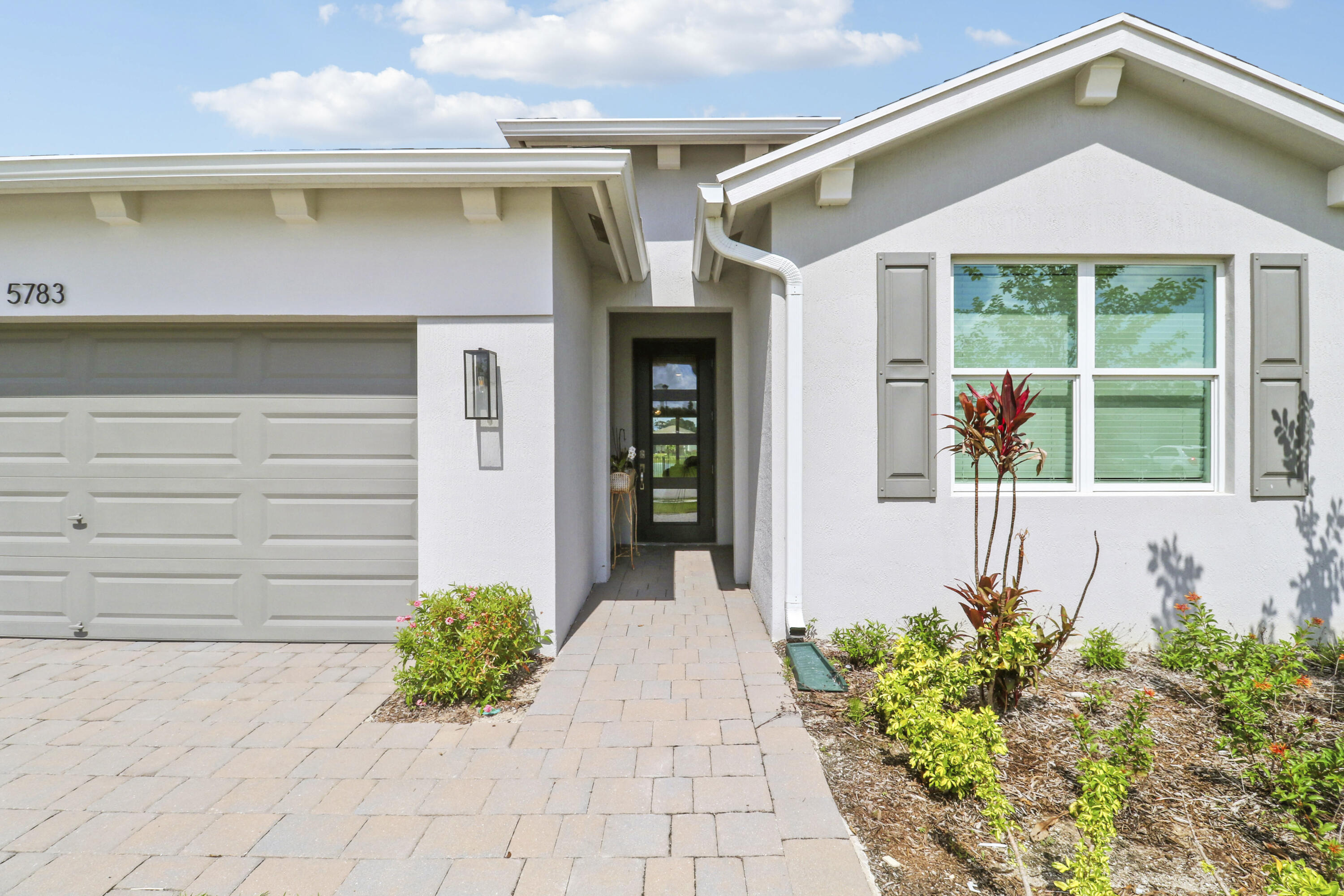 5783 Se Skyblue Circle Property Photo 4