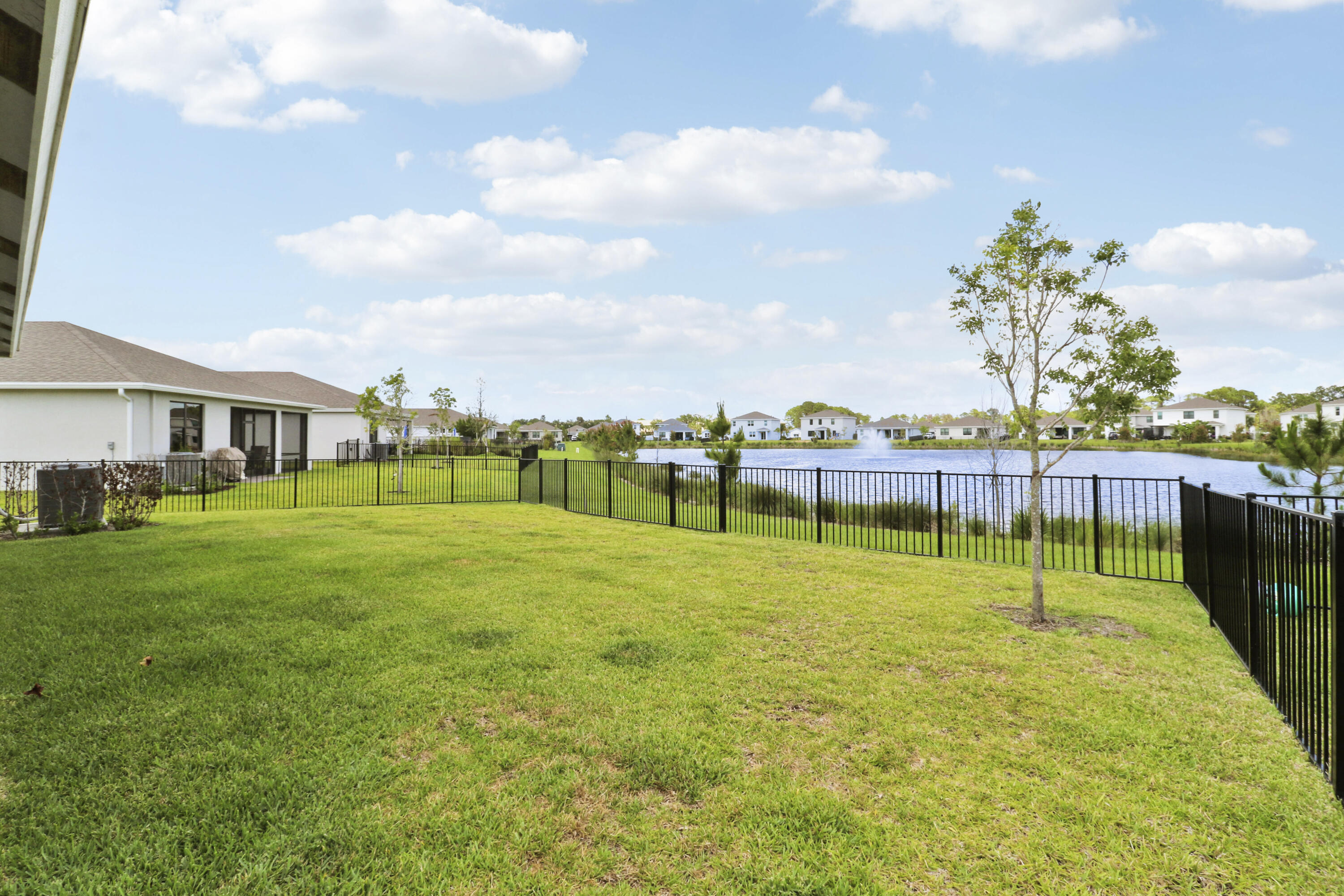 5783 Se Skyblue Circle Property Photo 37