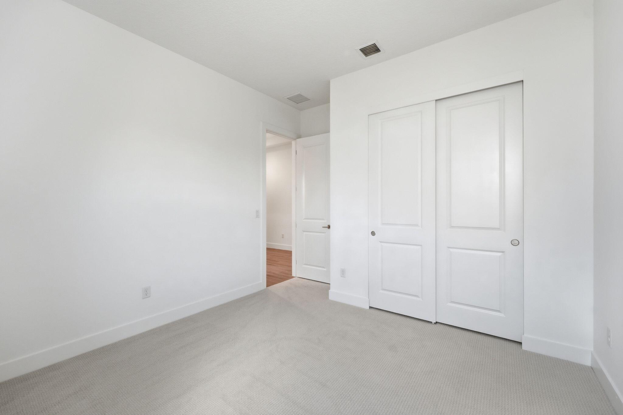 6883 68th Square Property Photo 27