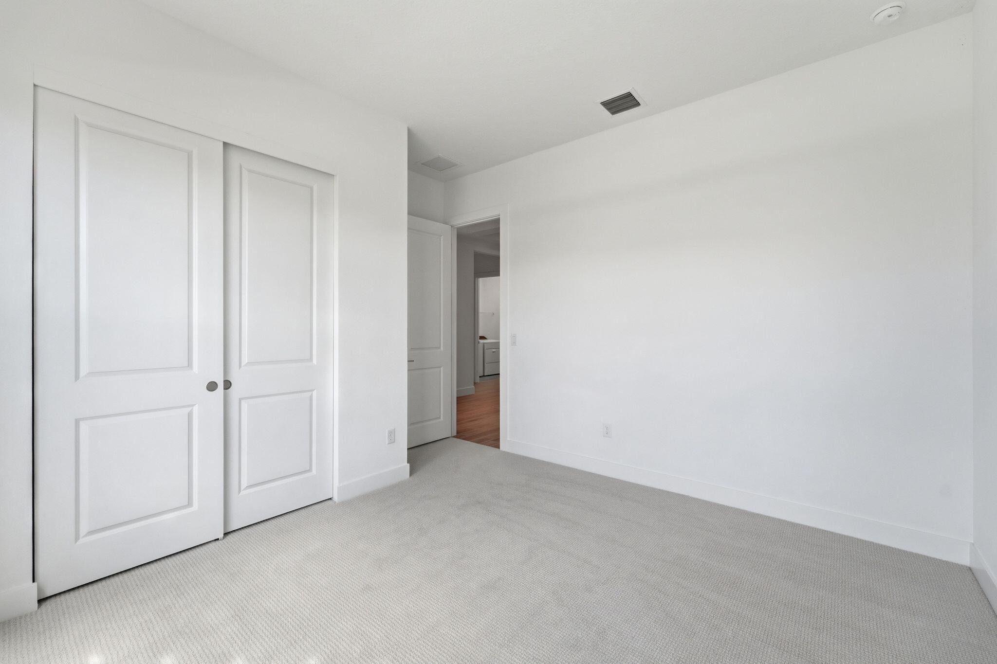 6883 68th Square Property Photo 29