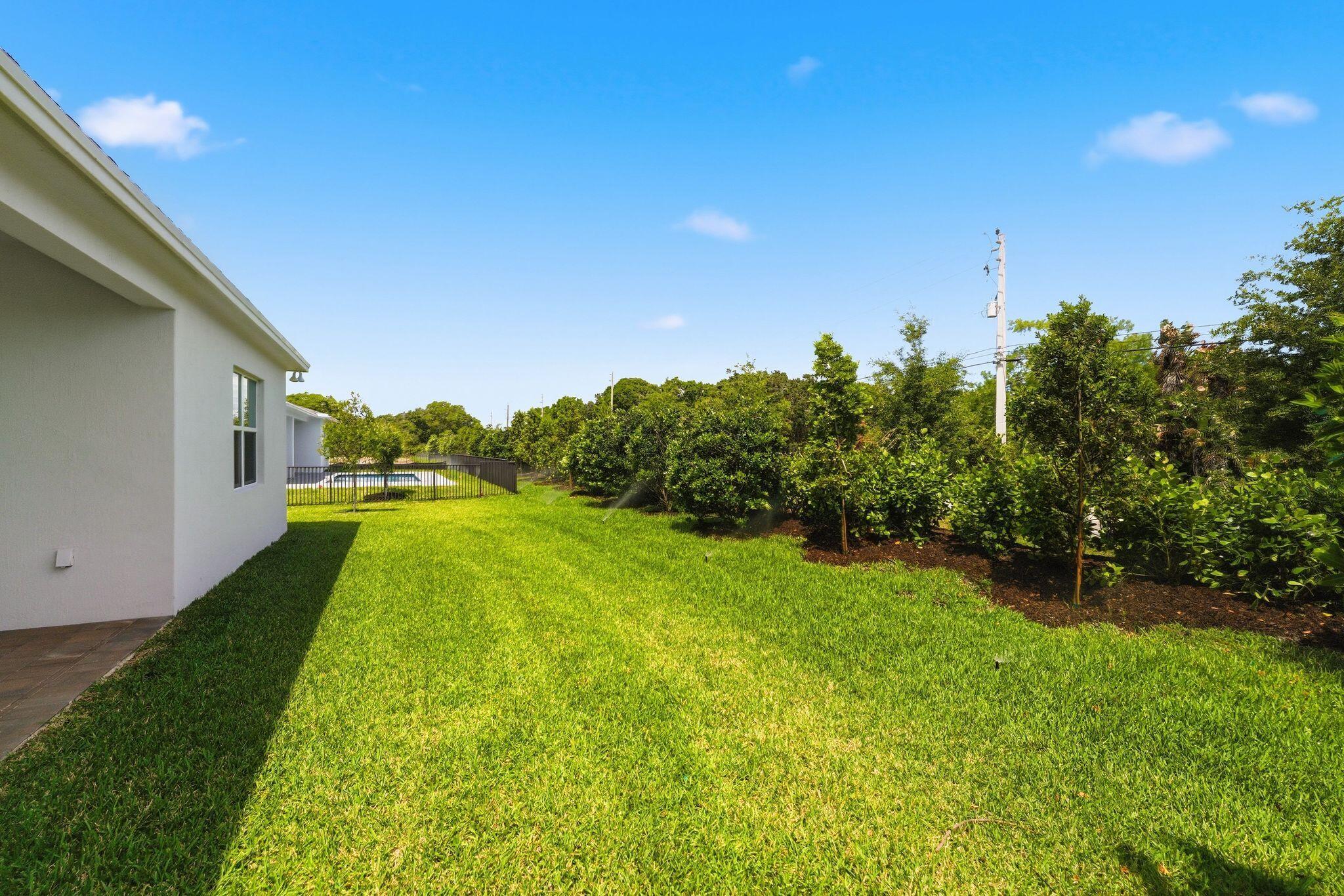 6883 68th Square Property Photo 32