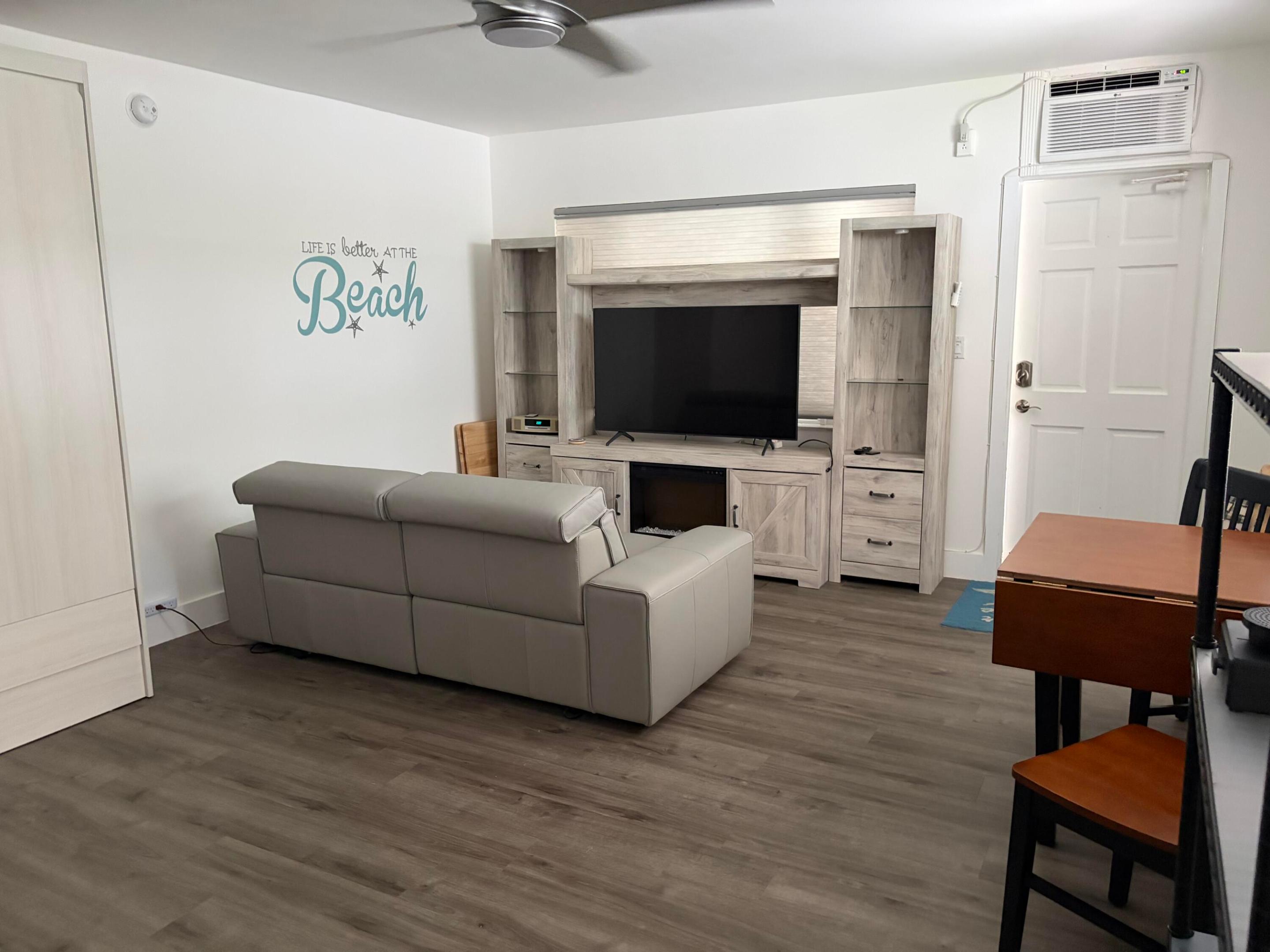 1480 S Ocean Boulevard 111 Property Photo 5