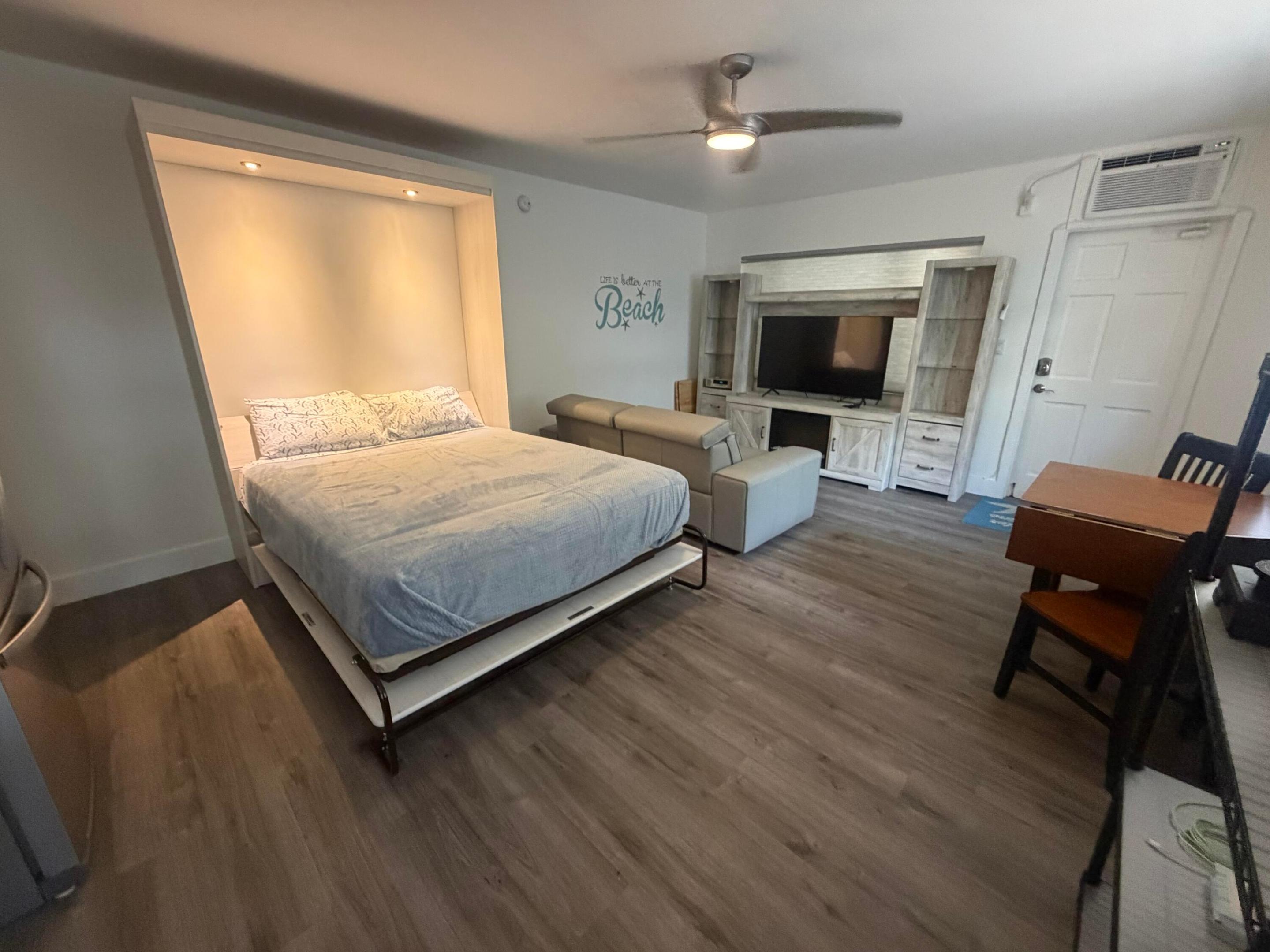 1480 S Ocean Boulevard 111 Property Photo 6