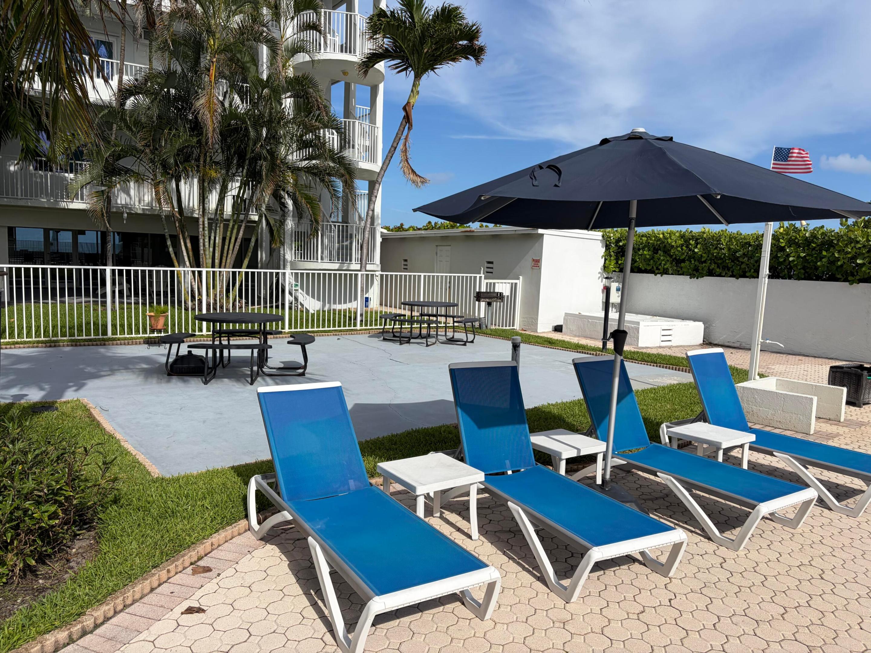 1480 S Ocean Boulevard 111 Property Photo 12
