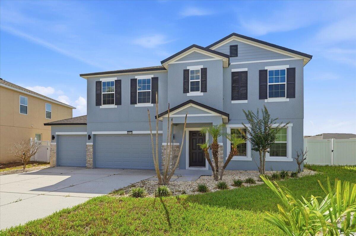 9012 Orange Blossom Loop Property Photo 4