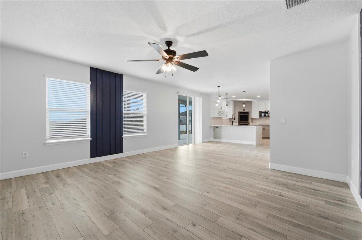 9012 Orange Blossom Loop Property Photo 21