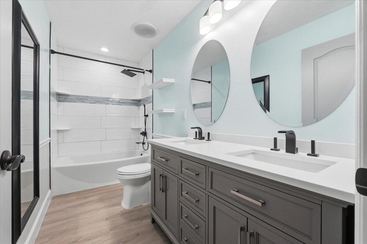 9012 Orange Blossom Loop Property Photo 47