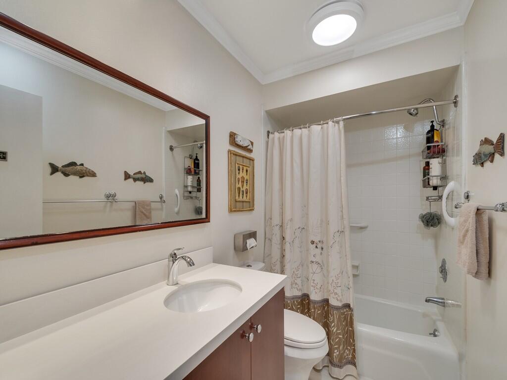 2301 Avalon Avenue Property Photo 49