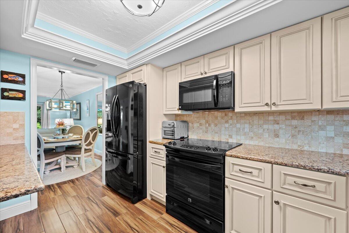 1205 Sandy Lane 145 Property Photo 6