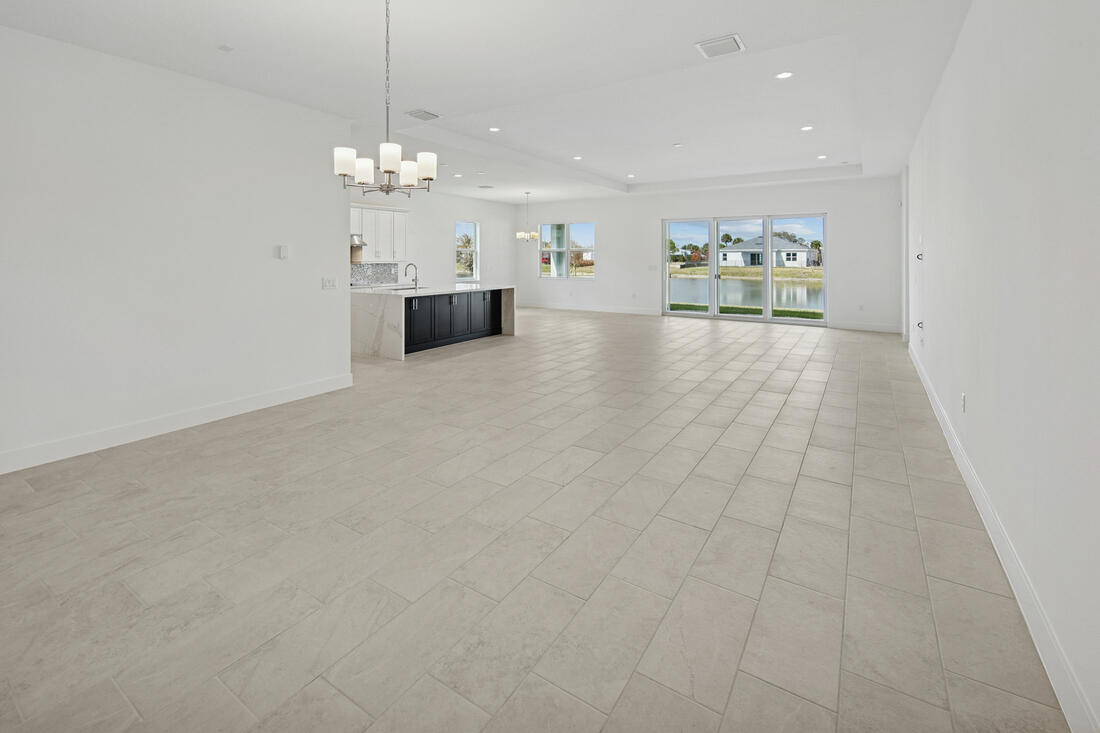 2810 68th Street Property Photo 2