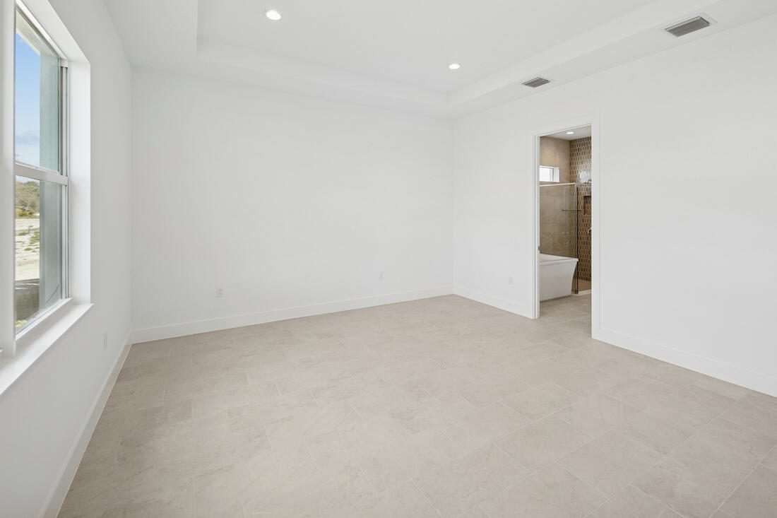 2810 68th Street Property Photo 12