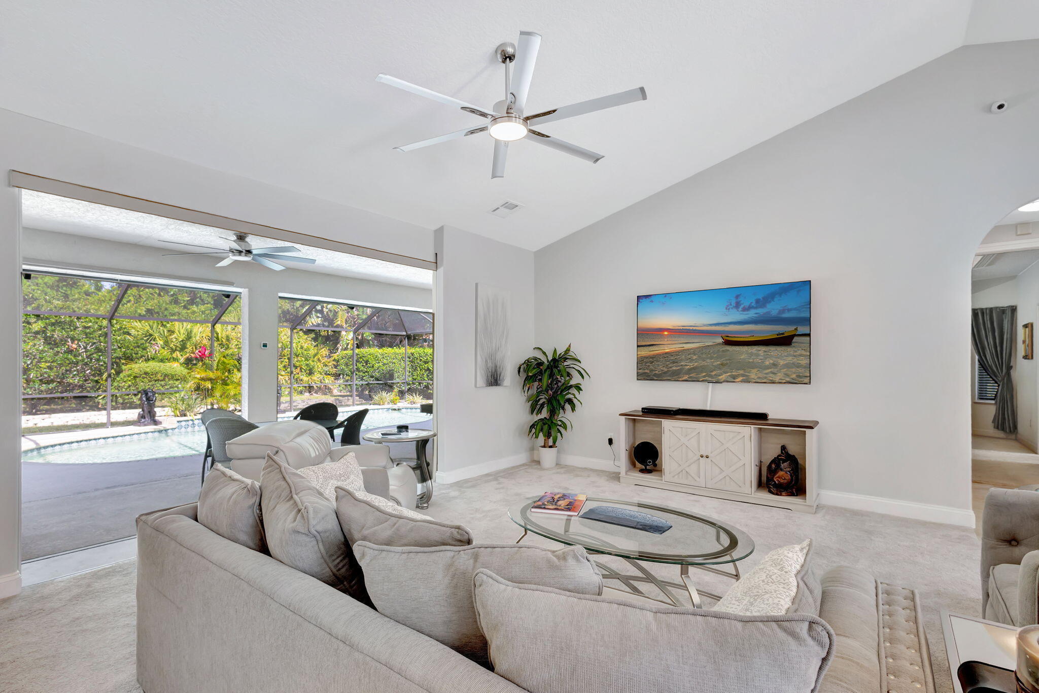 8055 Kiawah Trace Property Photo 9