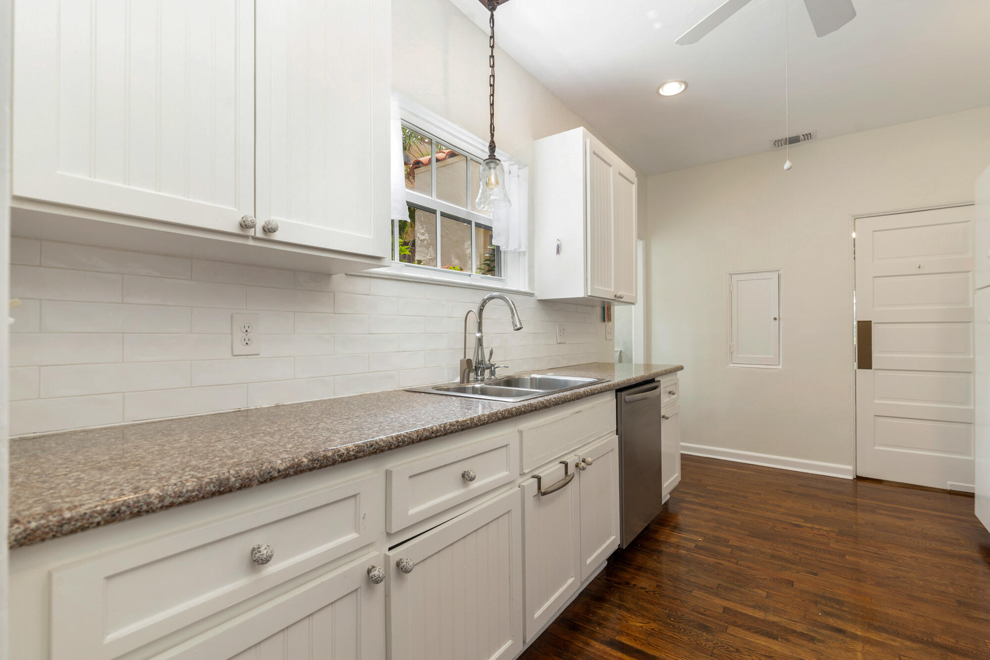 714 Sunset Road Property Photo 48