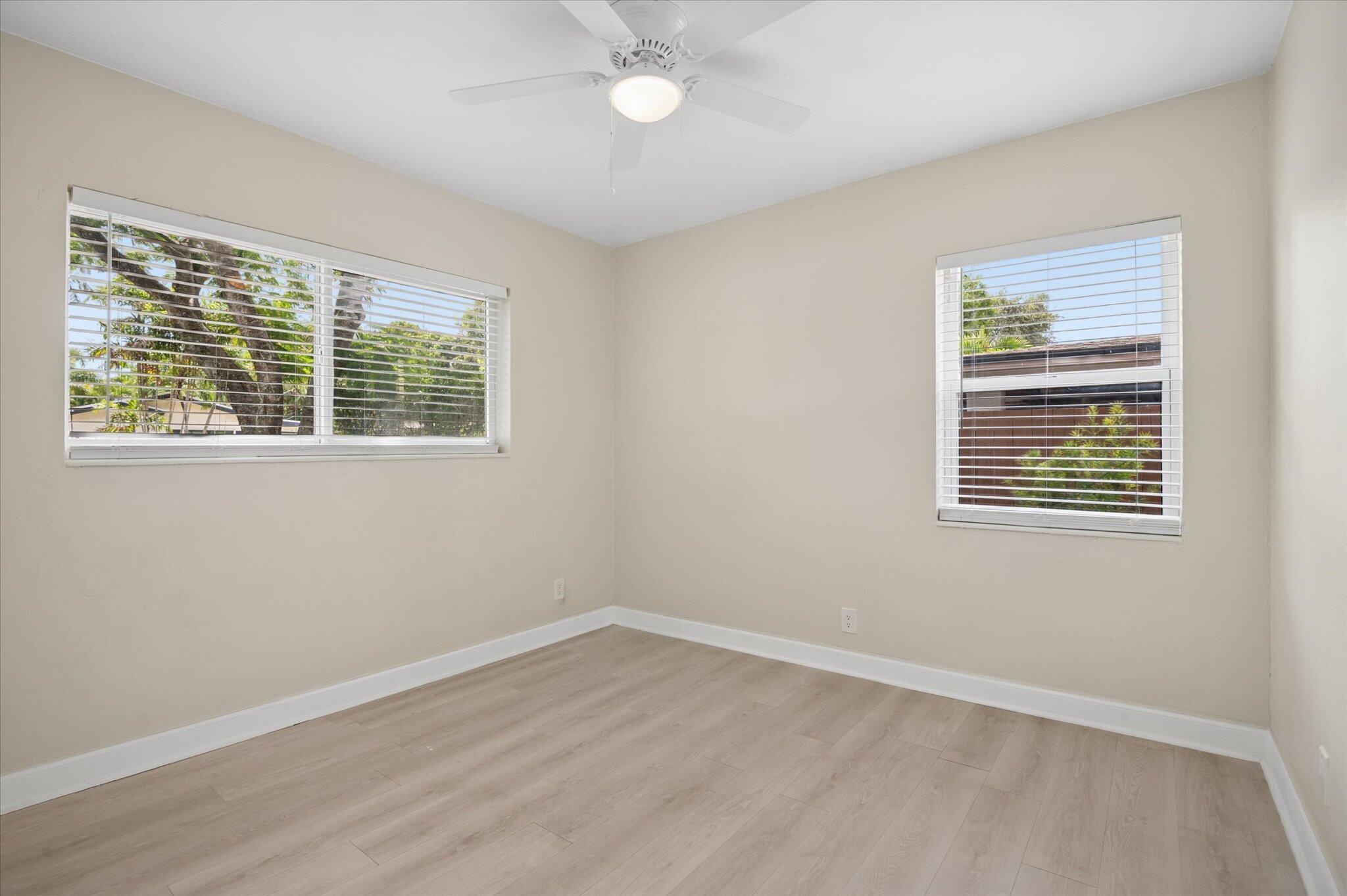 1645 Ne 16th Avenue Property Photo 11