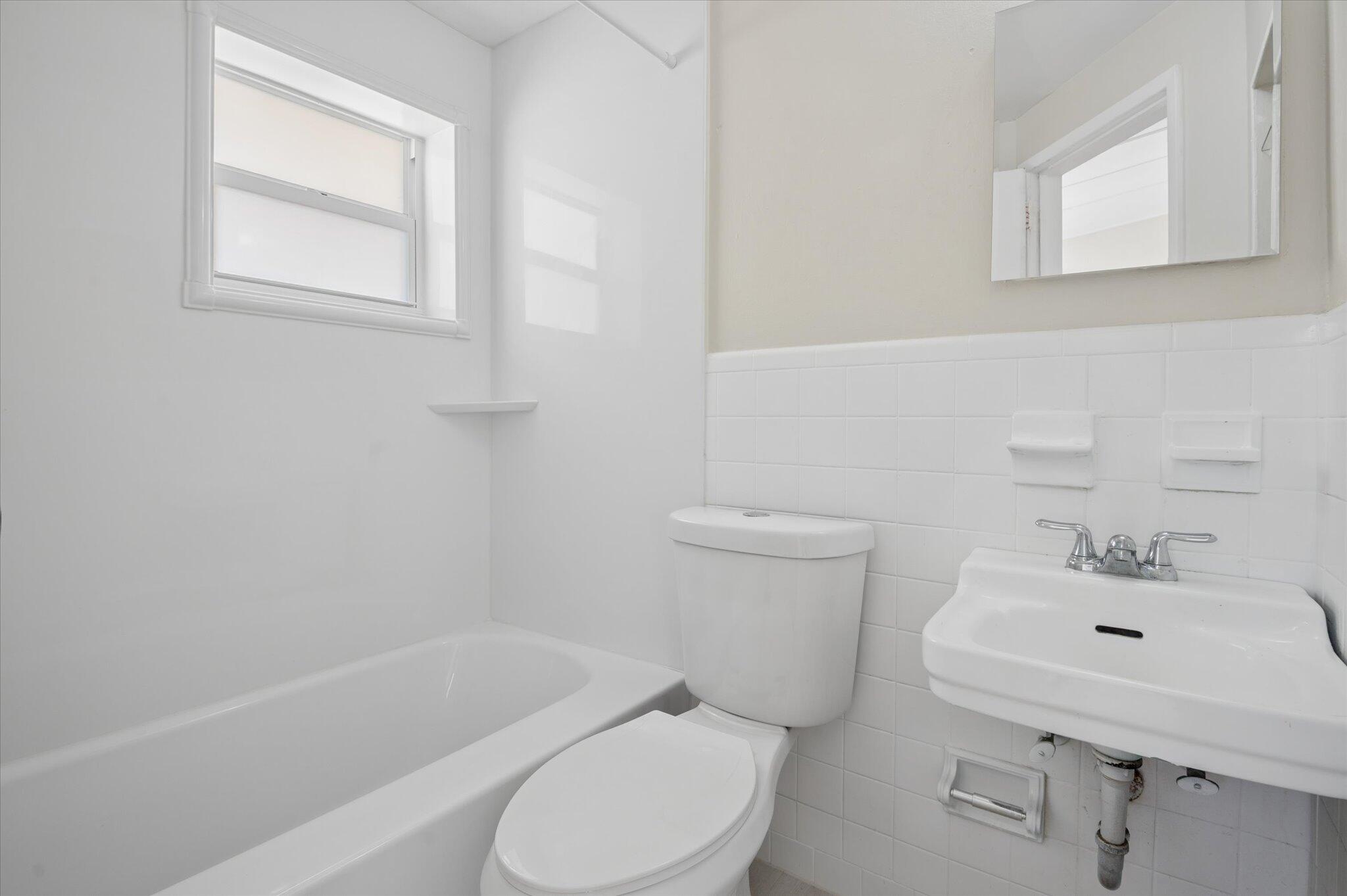 1645 Ne 16th Avenue Property Photo 10