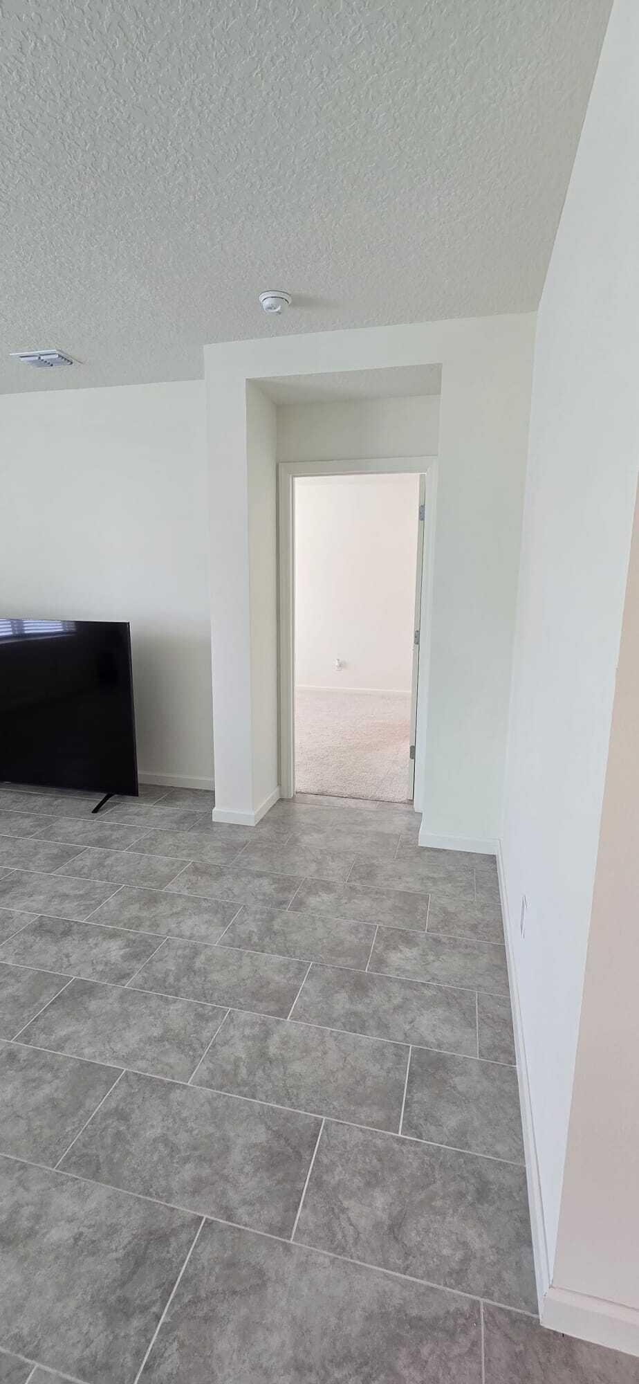 528 Seafoam Circle Property Photo 24