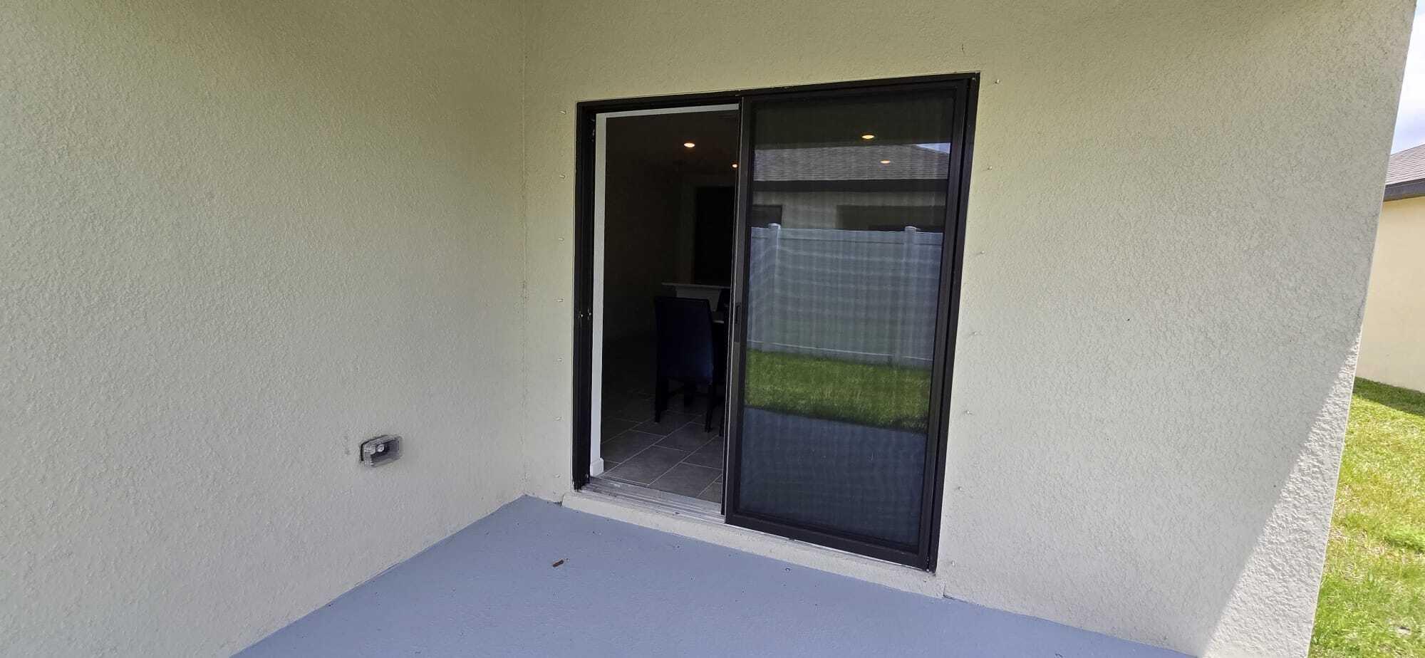 528 Seafoam Circle Property Photo 36