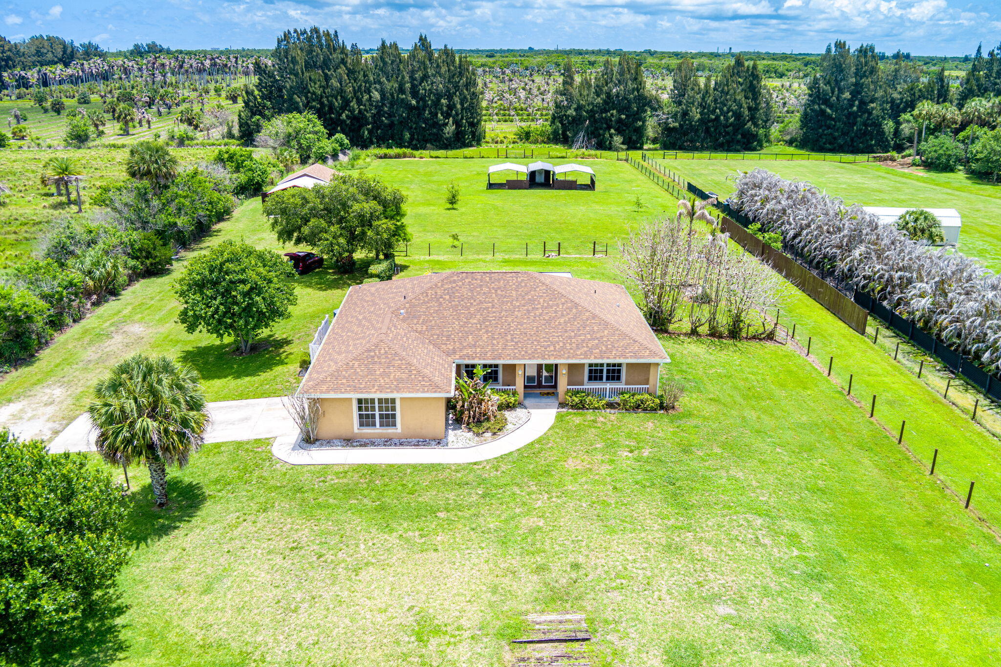 3768 Seminole Road Property Photo 1