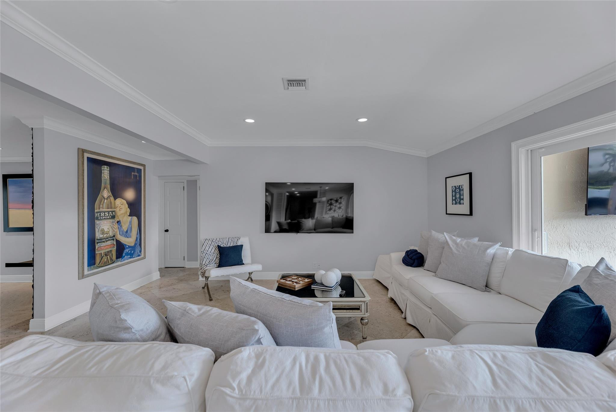 272 Imperial Lane Property Photo 25