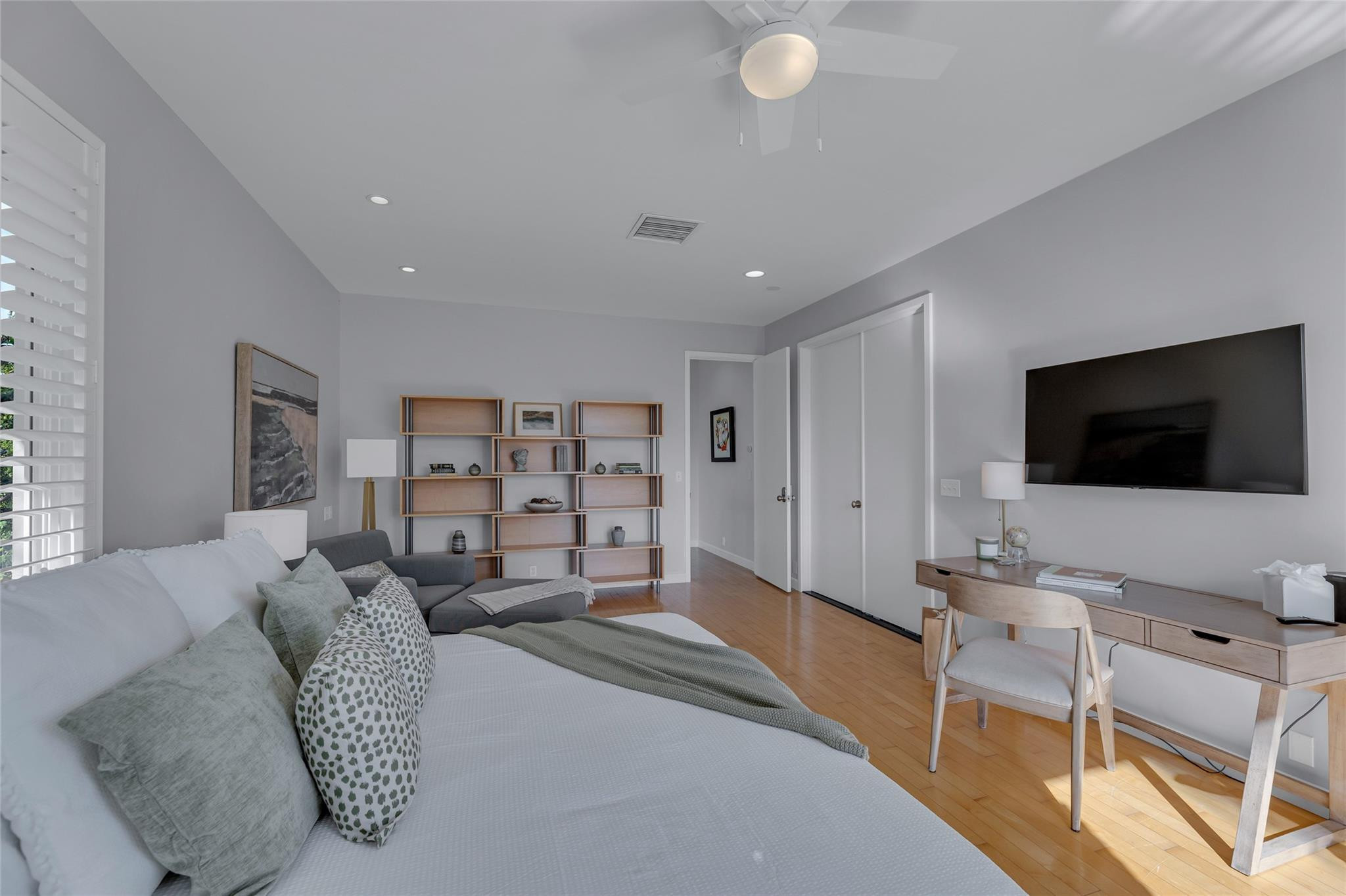 272 Imperial Lane Property Photo 65