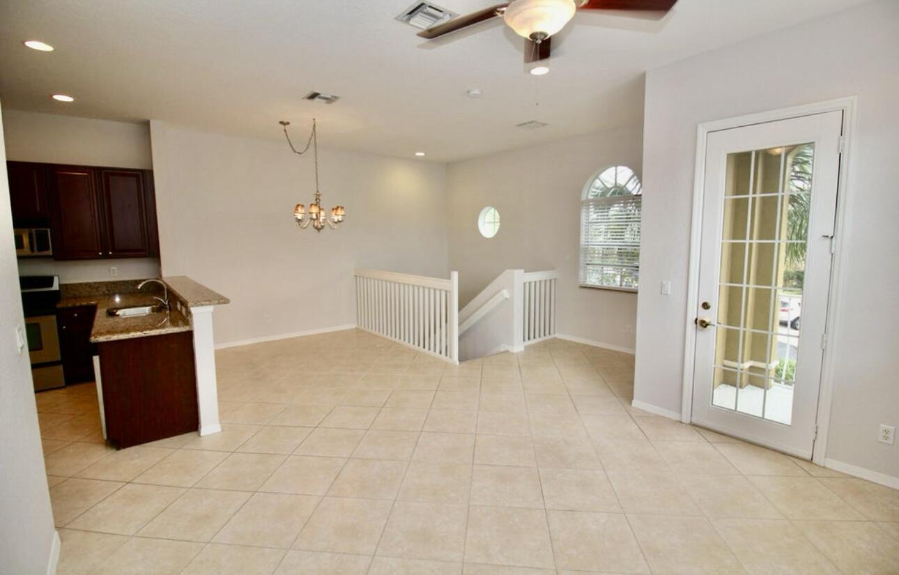 4930 Bonsai Circle 208 Property Photo 8