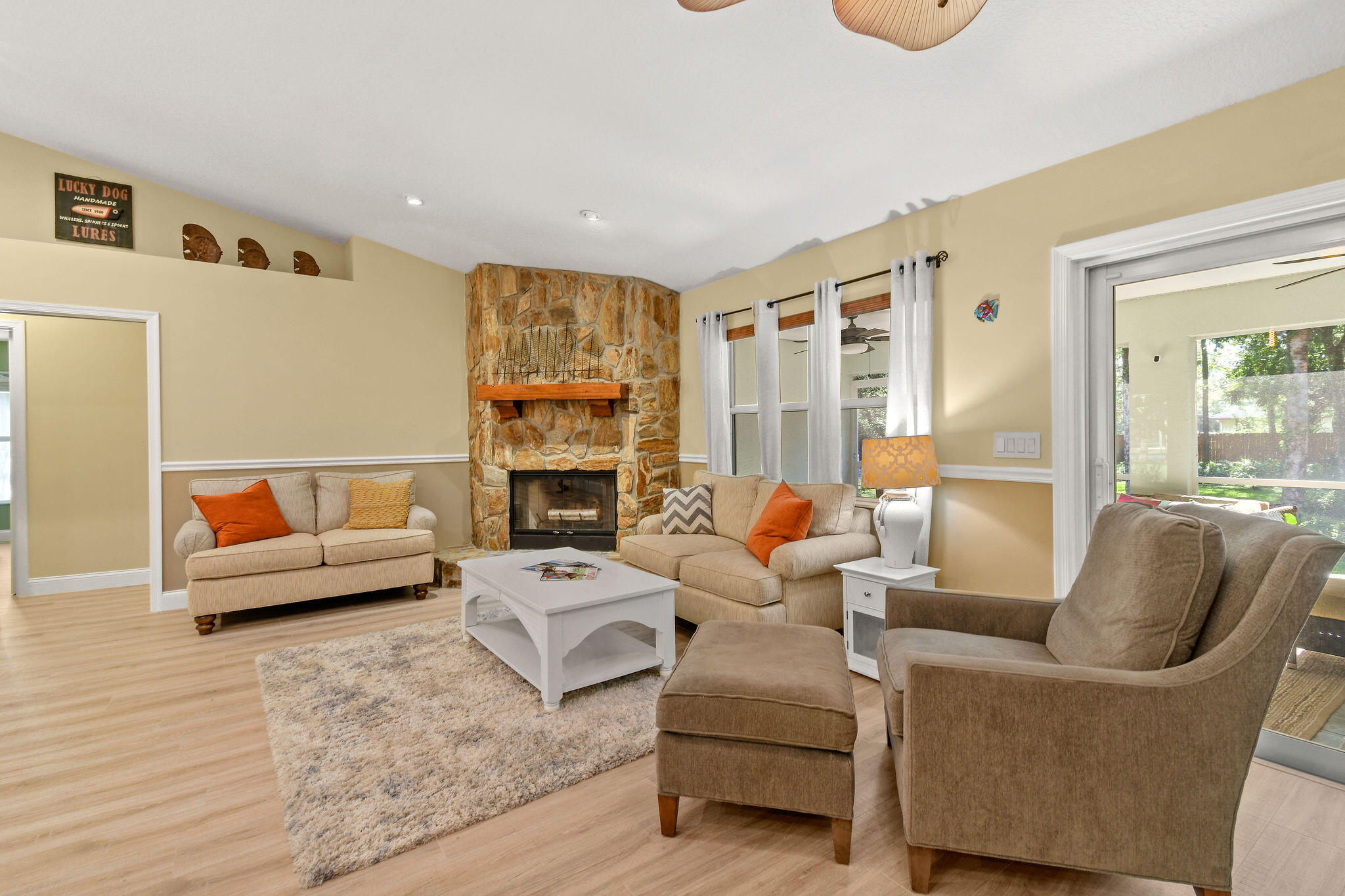 17861 Winterhawk Trail Property Photo 9