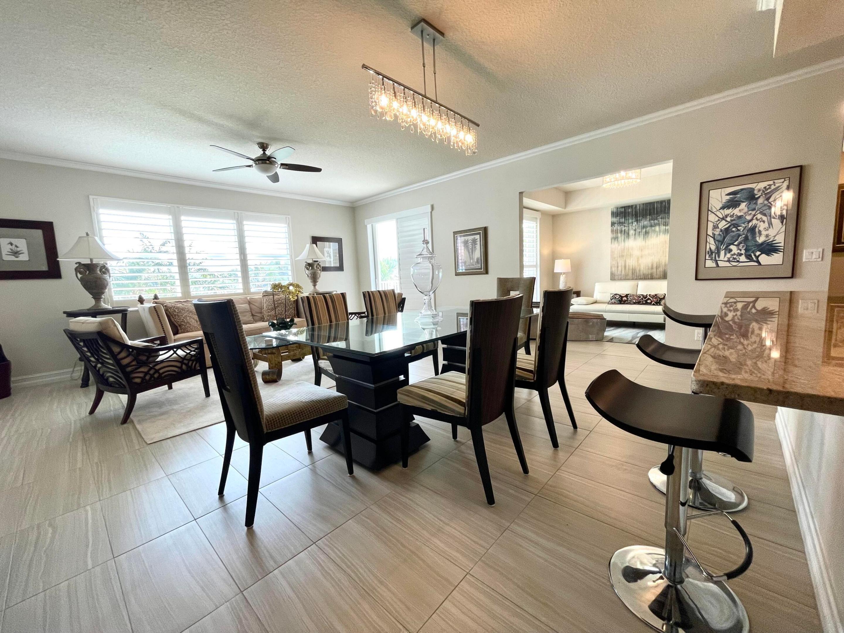 431 Bay Colony Drive N Property Photo 10
