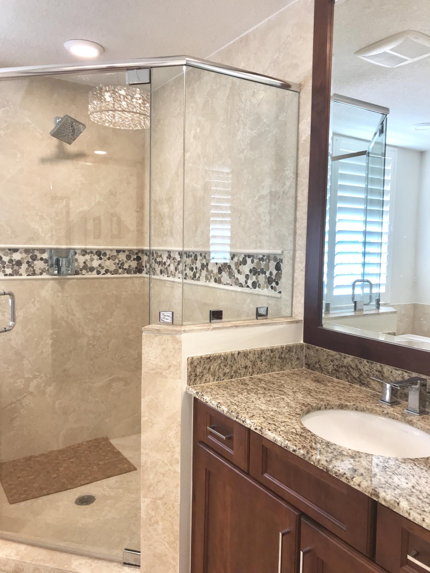 431 Bay Colony Drive N Property Photo 22
