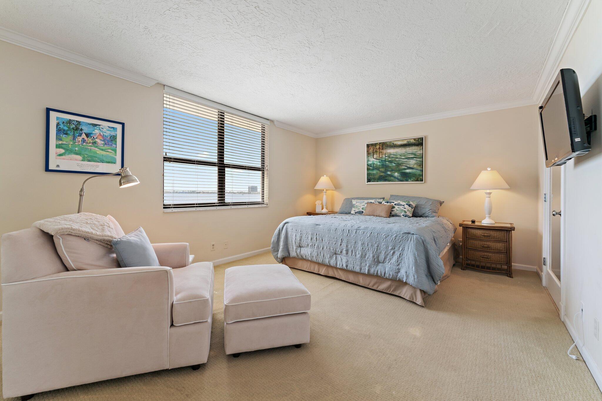 5480 N Ocean Drive B6b Property Photo 10