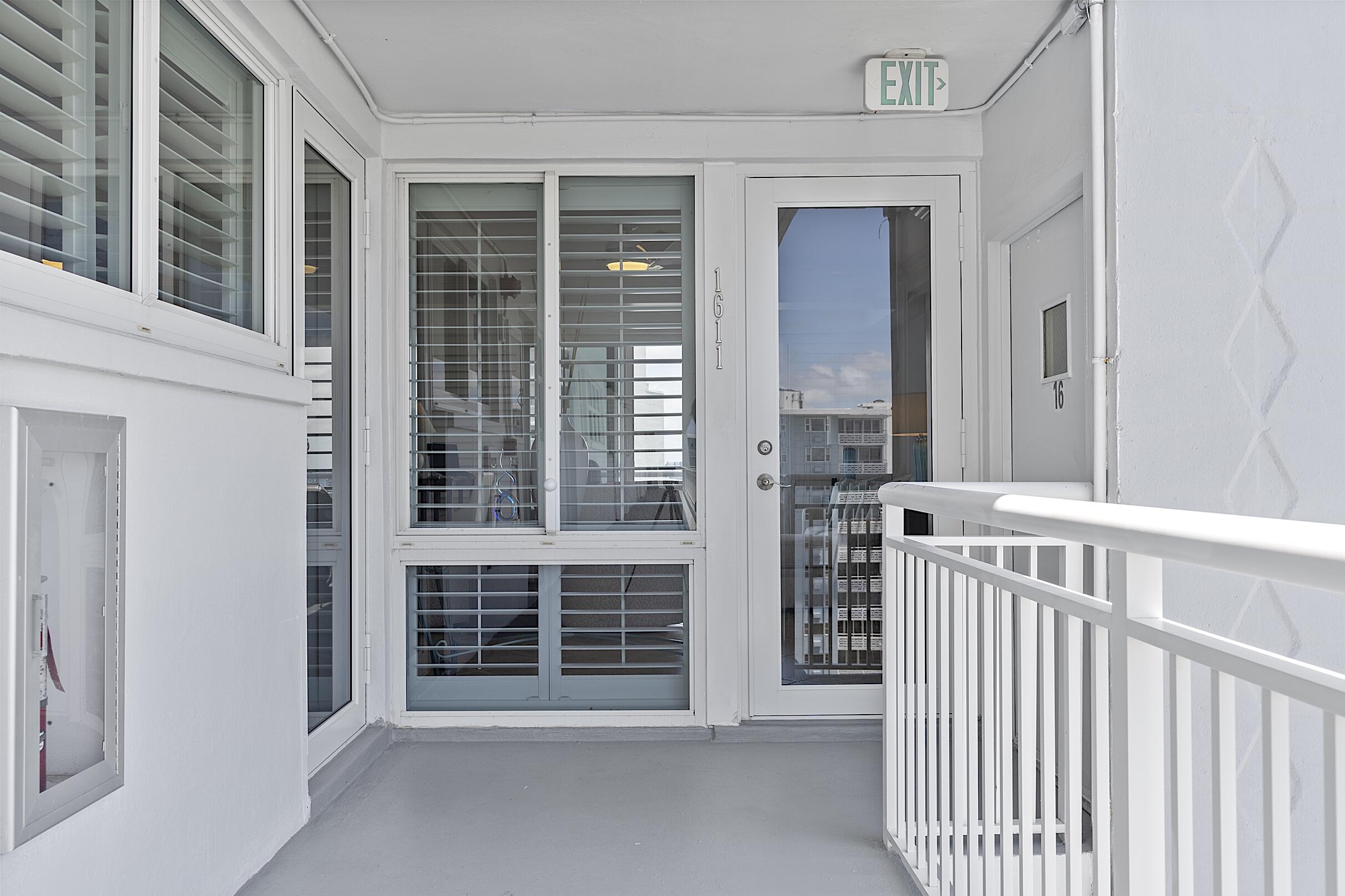 1920 S Ocean Drive 1611 Property Photo 15