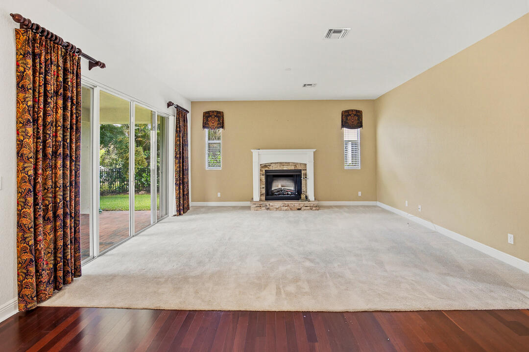 4989 Sw Saint Creek Drive Property Photo 25