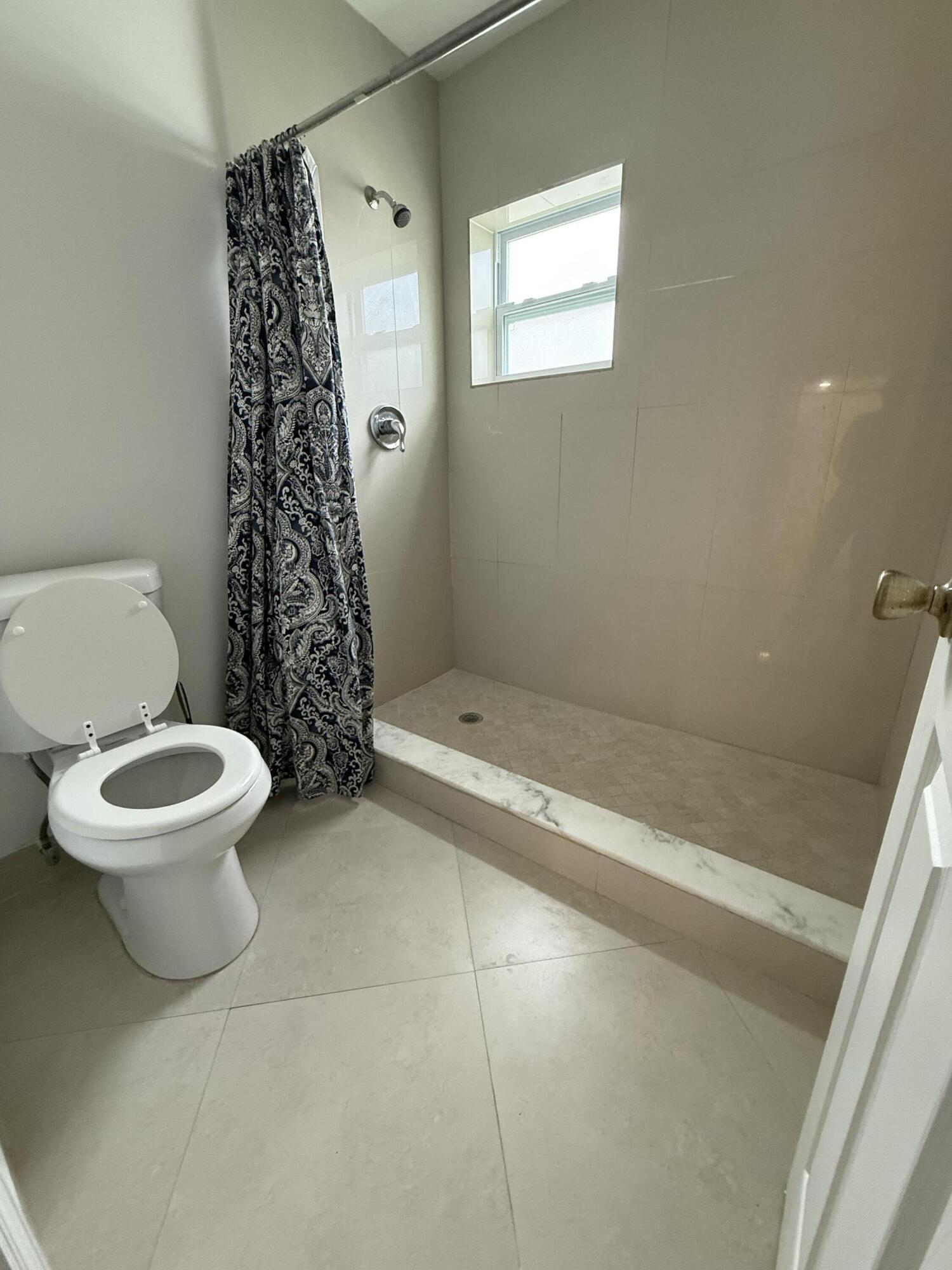 96 Del Rio Boulevard Property Photo 14
