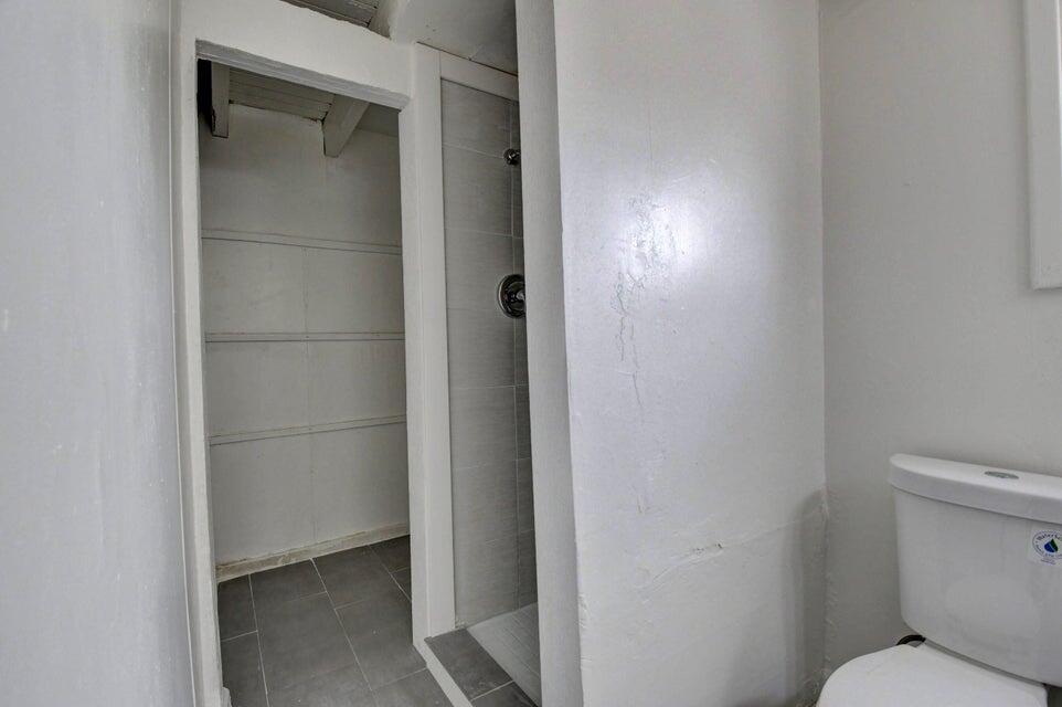 415 N H Street Property Photo 20