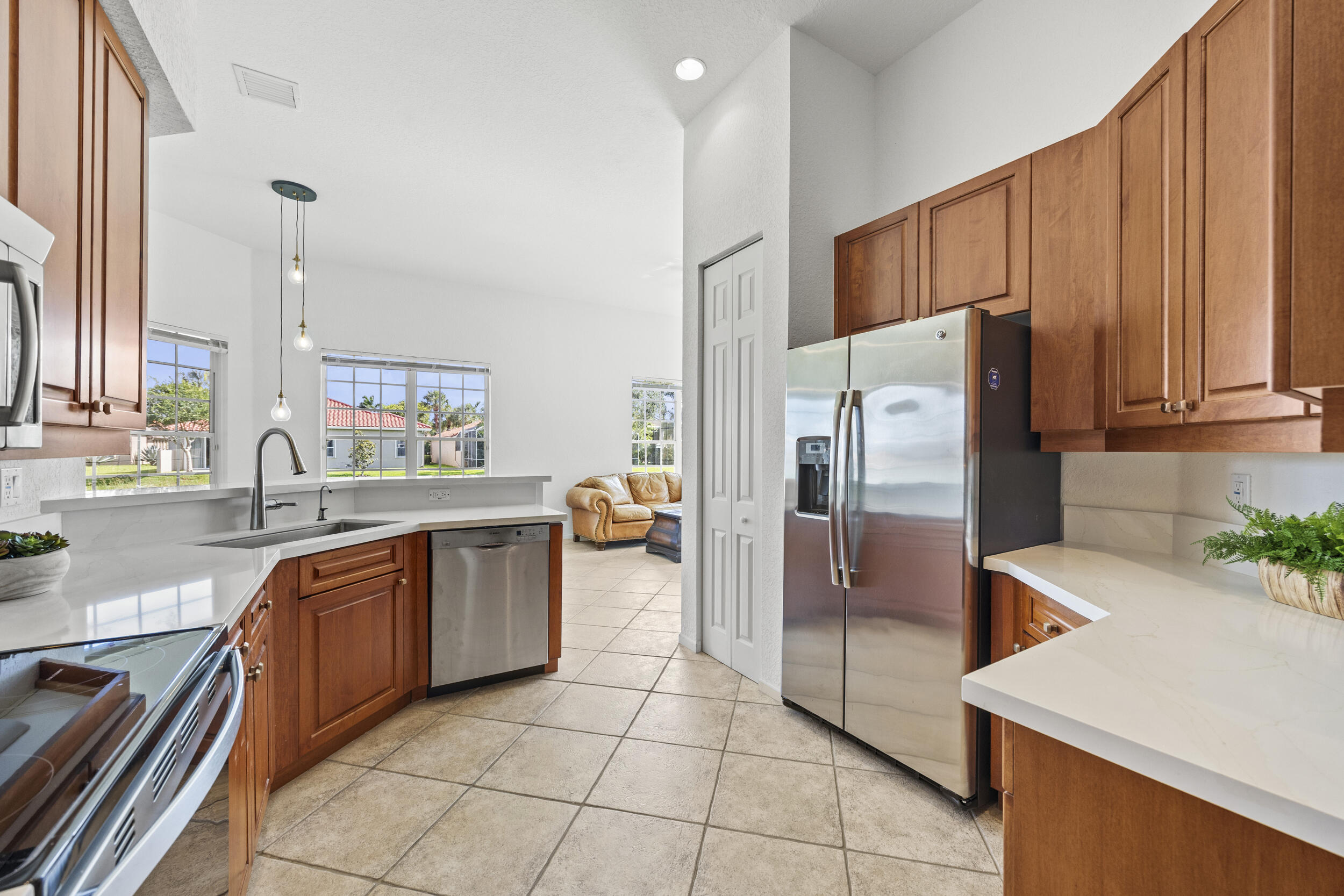 6721 Arno Way Property Photo 1