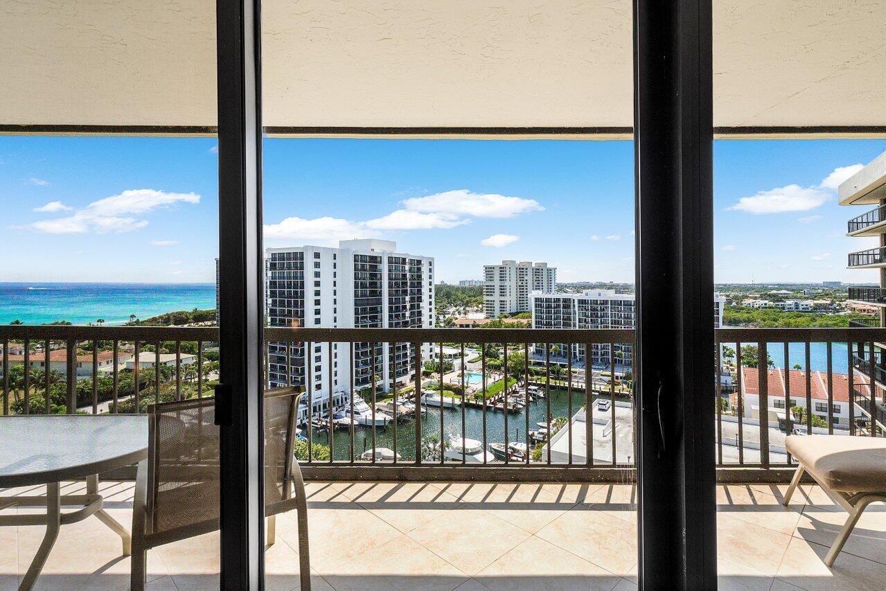 4740 S Ocean Boulevard 1515 Property Photo 6