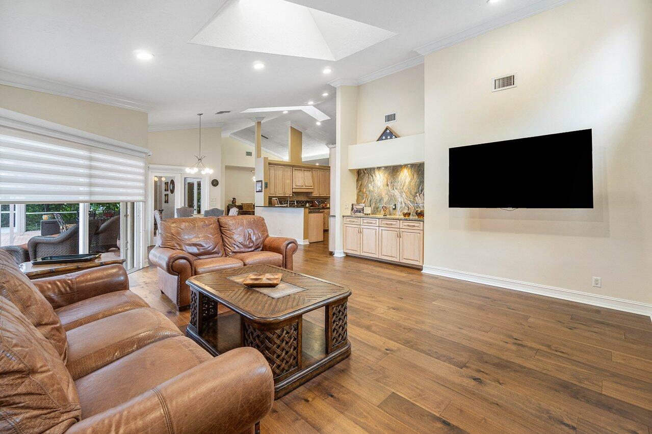 45 Dunbar Road Property Photo 10
