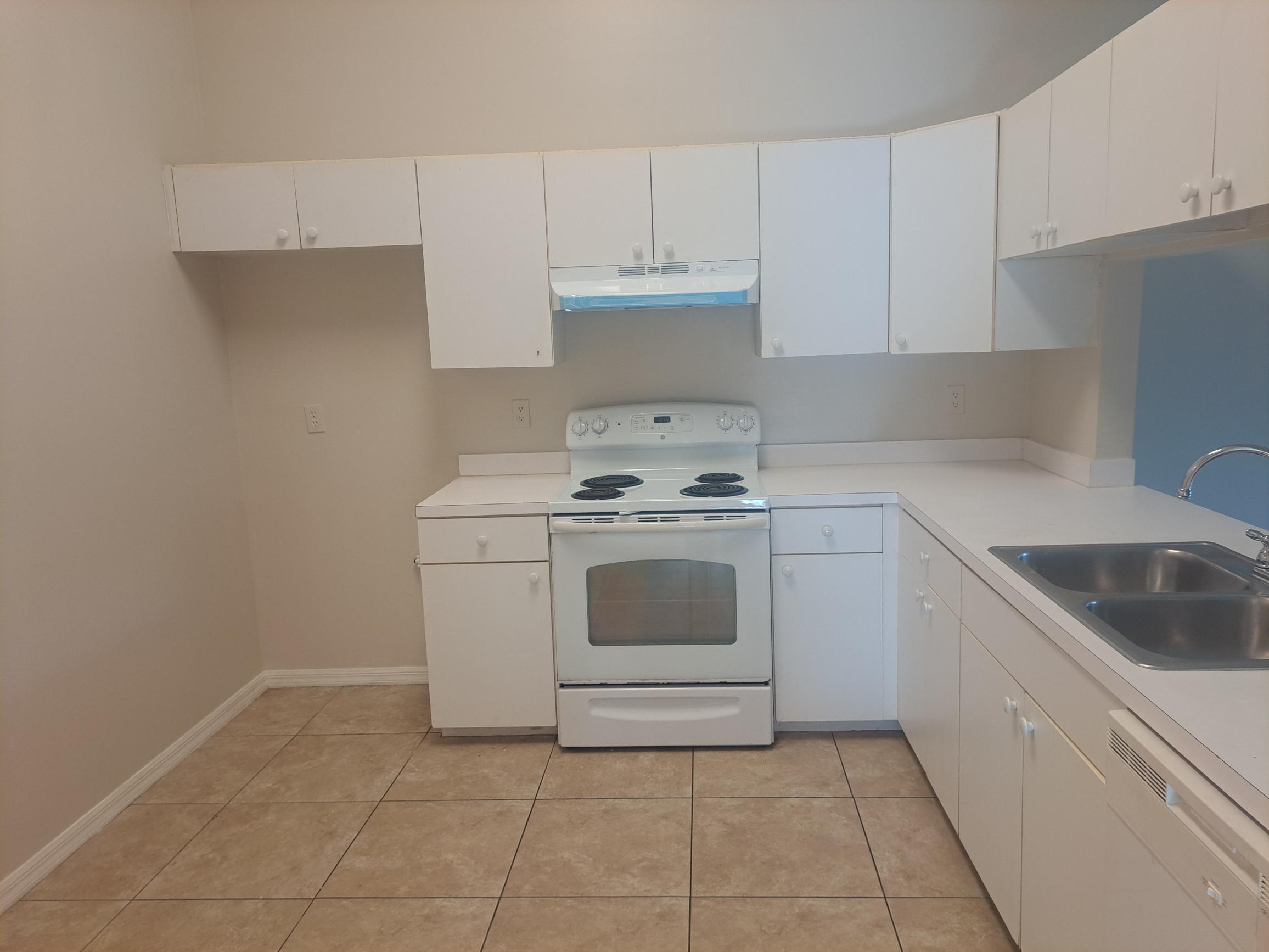 2838 Stoneway Lane Property Photo 6